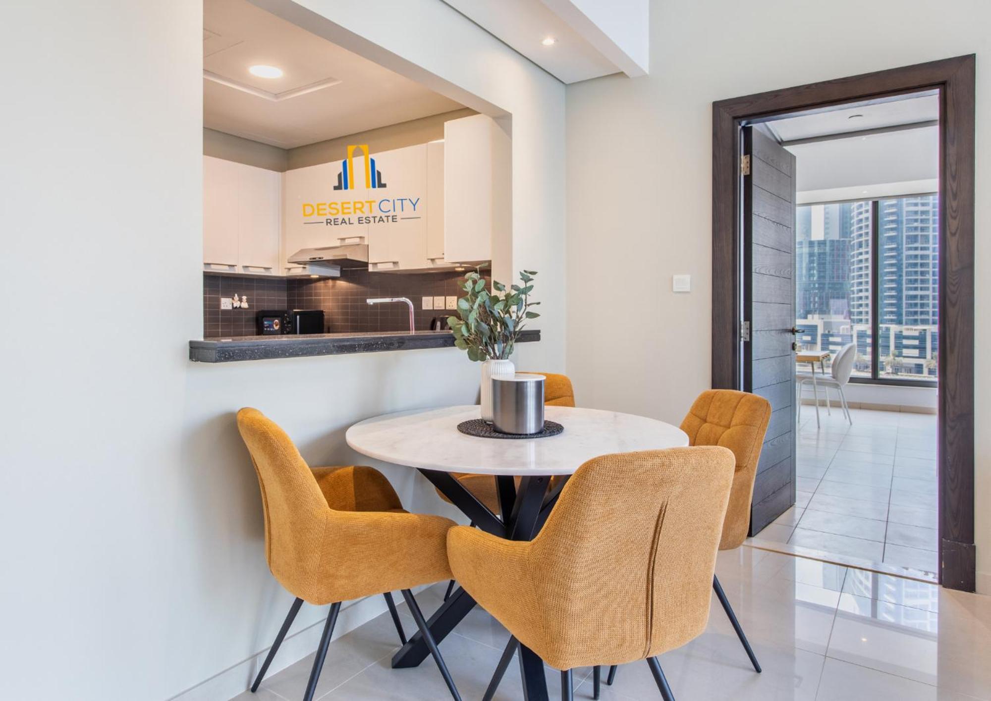 One Bed In Marina With Marina Views, Hosted By Desert Appartement