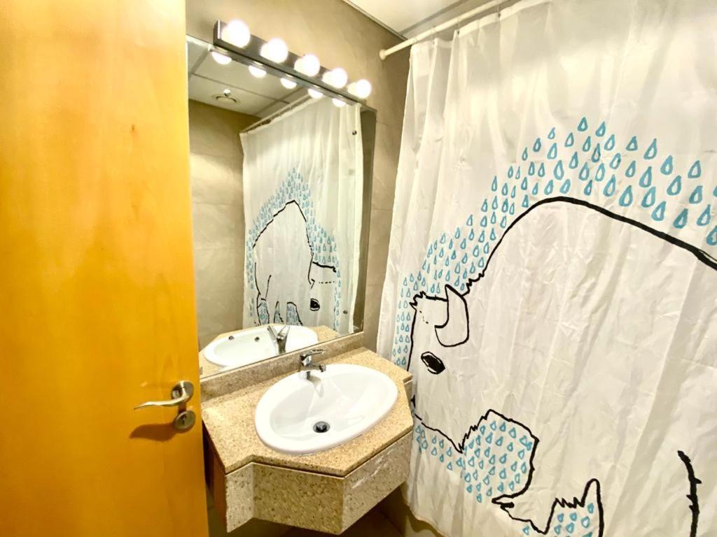 Apartamento Spacious For Girls In Marina فتيات فقط