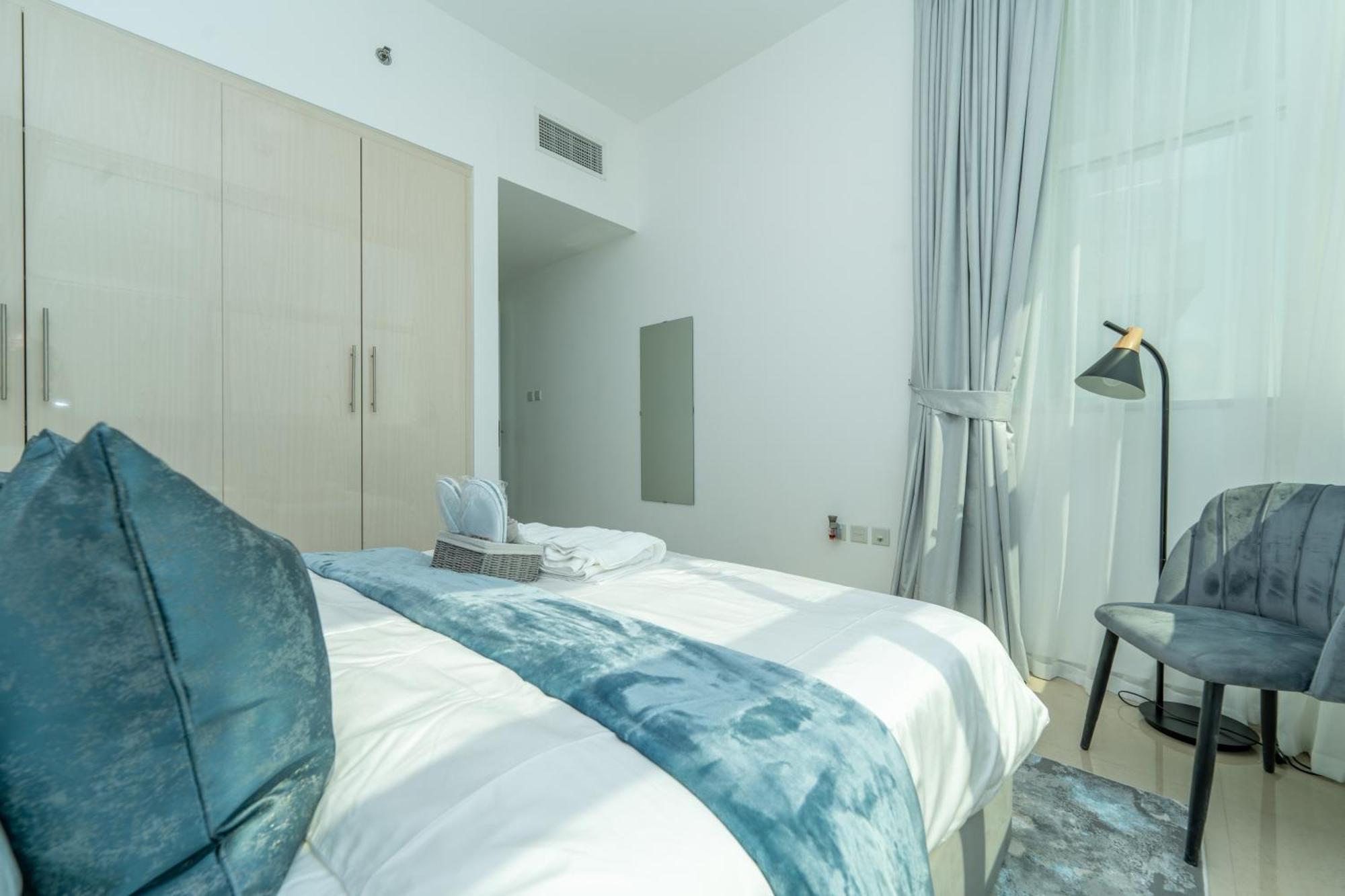 New Luxury 1 Bed *