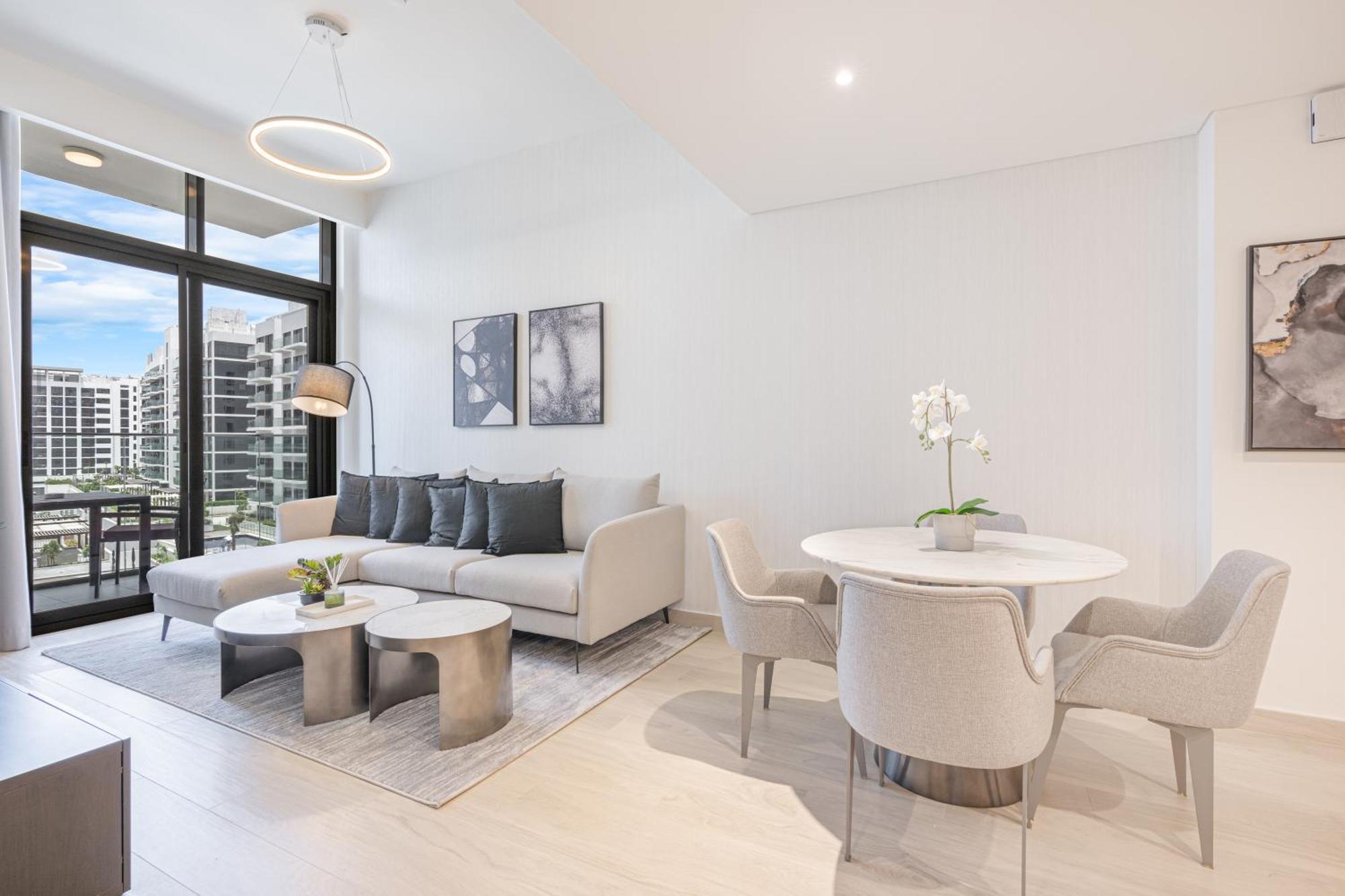 Appartement Charming 2br With Elegant Interior Dubaï