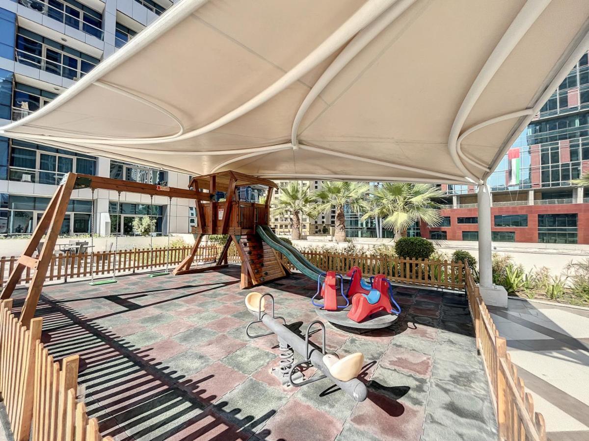 Bay - Enticing Two Bedroom * Dubaï
