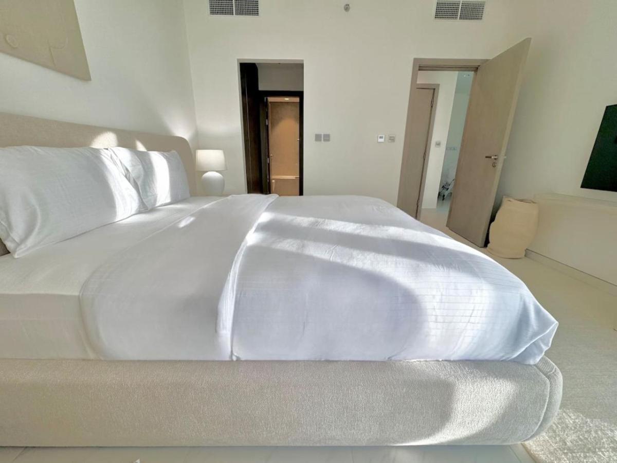 Residences 29 - Divine Beachfront One Bedroom *