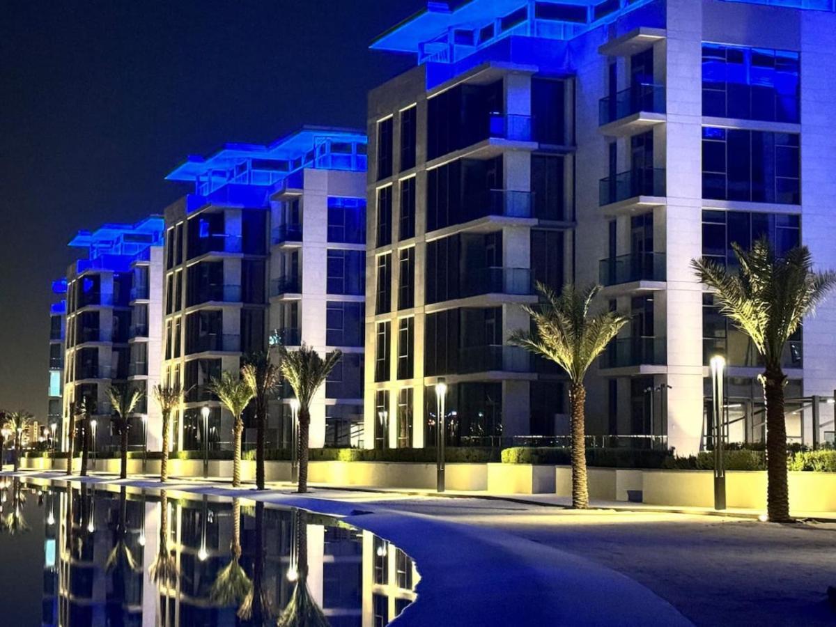 Residences 29 - Divine Beachfront One Bedroom Dubai