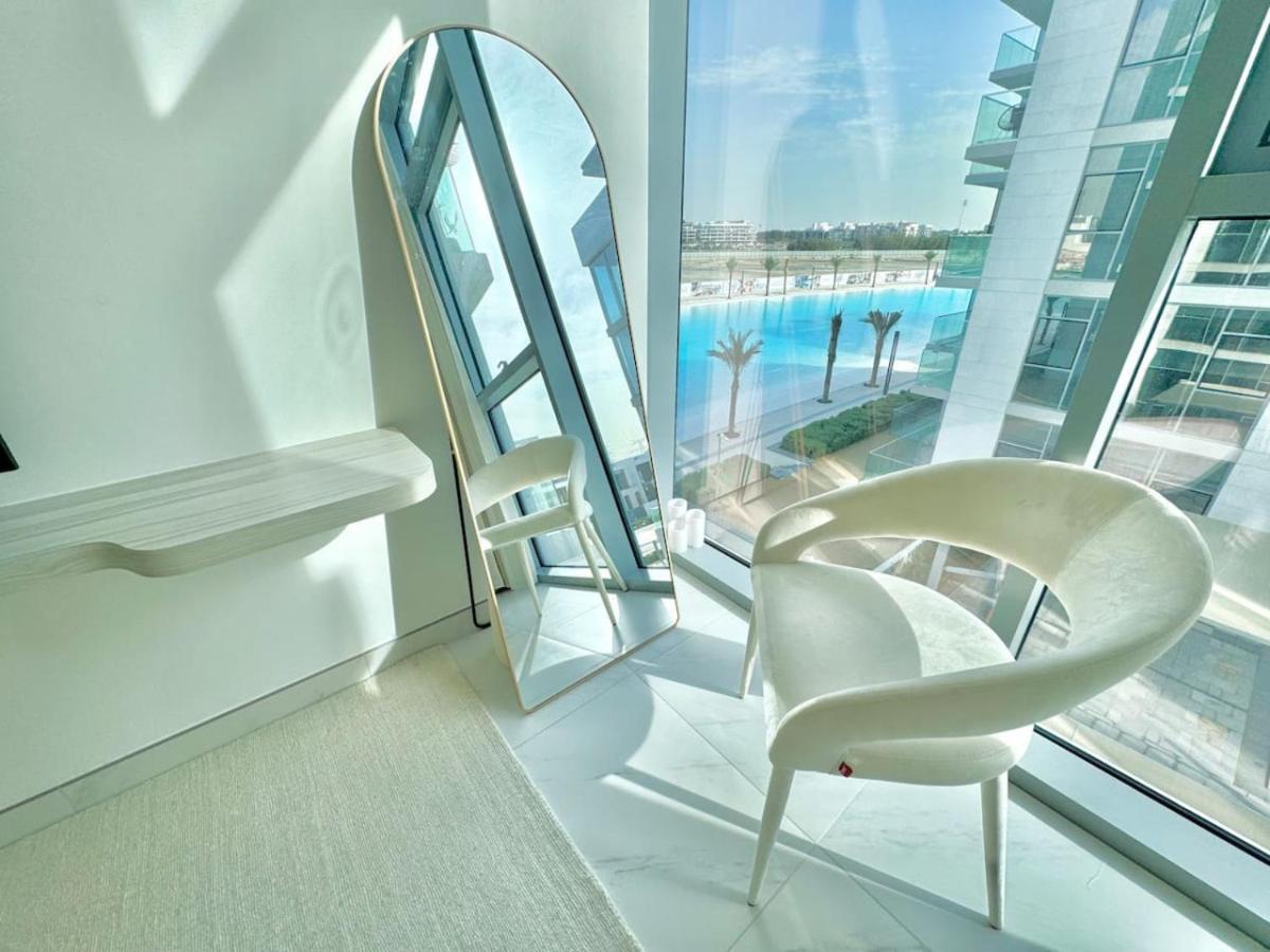 Residences 29 - Divine Beachfront One Bedroom Lägenhet