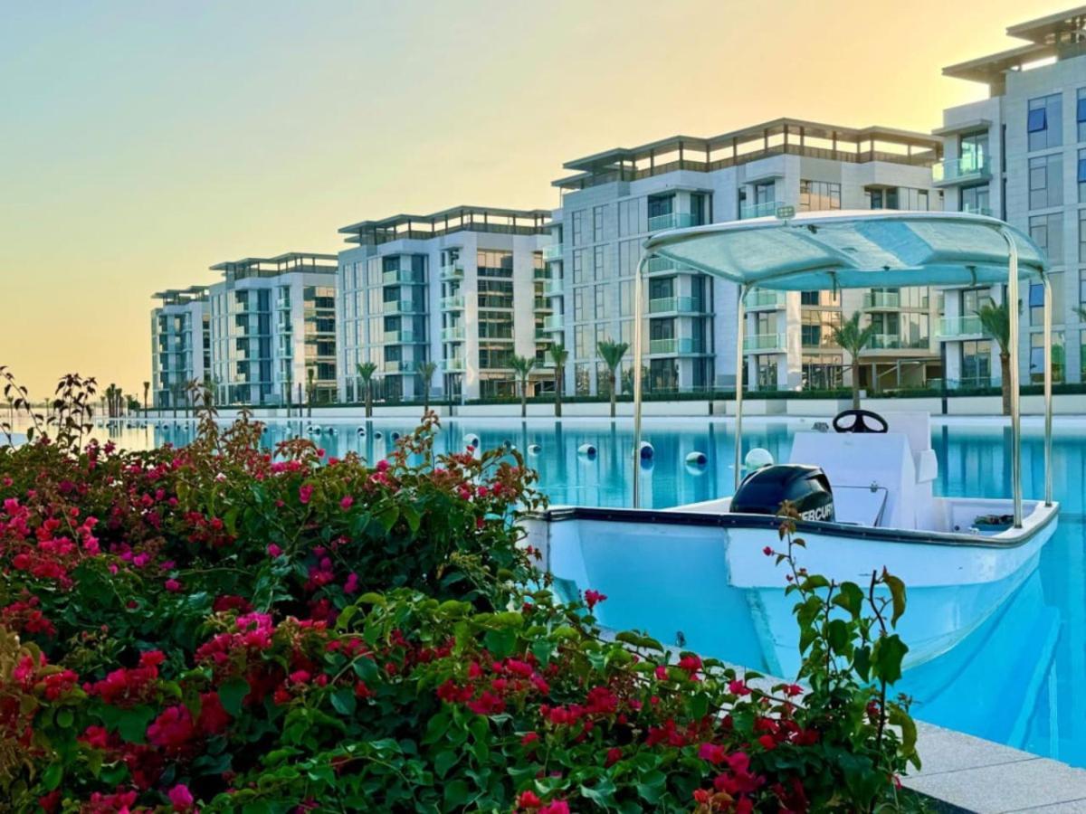 Residences 29 - Divine Beachfront One Bedroom Dubai
