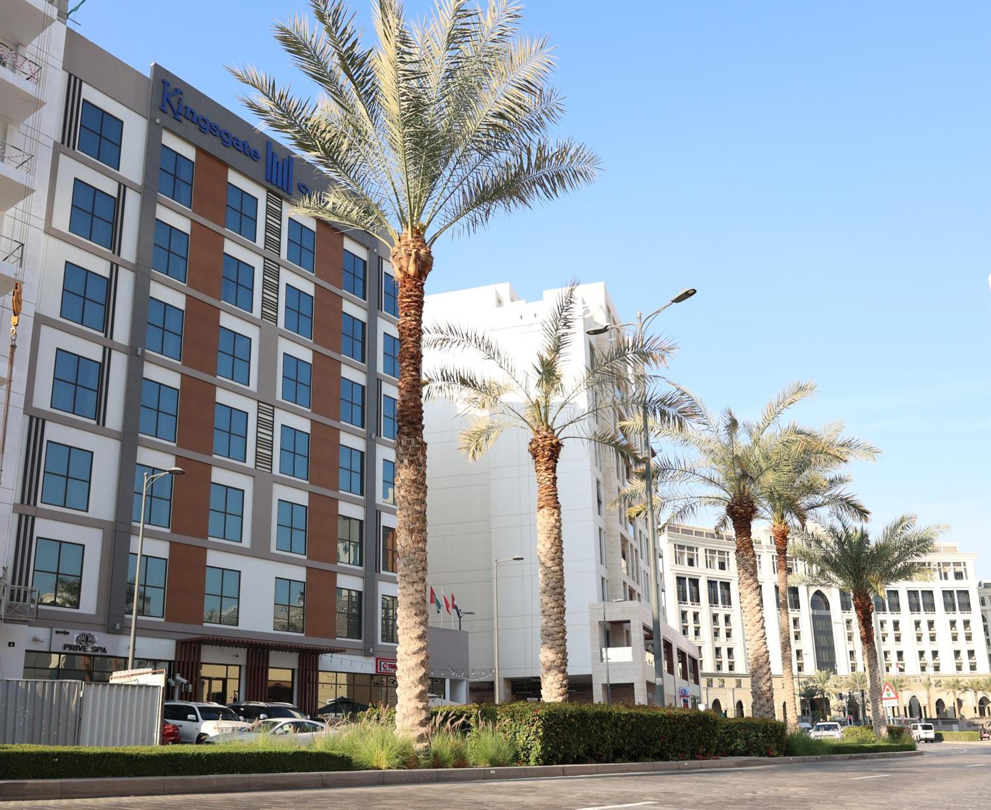 Kingsgate Canal By Millennium Dubai