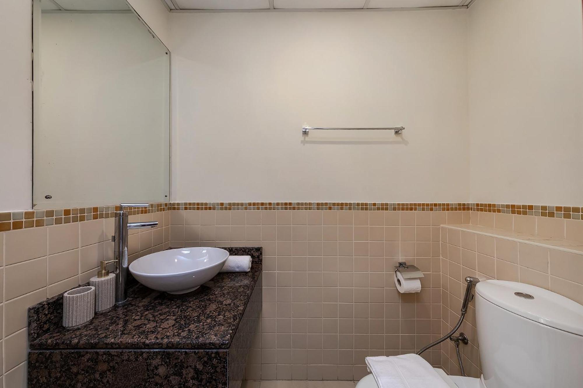 Excellent 1bdr At Bahar 6 Appartamento Dubai