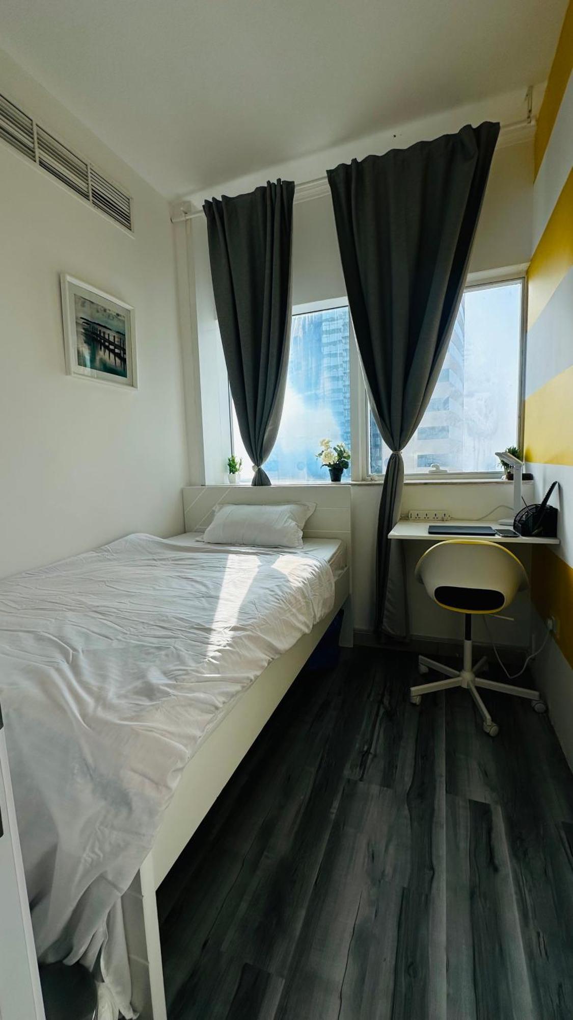 Hostal Urban Panda Marina Dubái