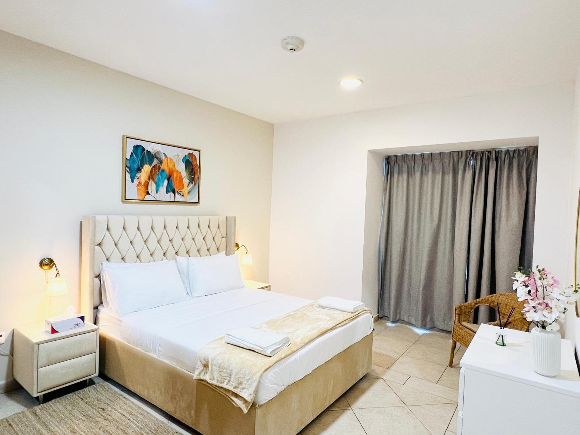 Sea View 1 Bedroom Flat, Luxury Amenities, Near & Club With Free Parking In Marina Appartement