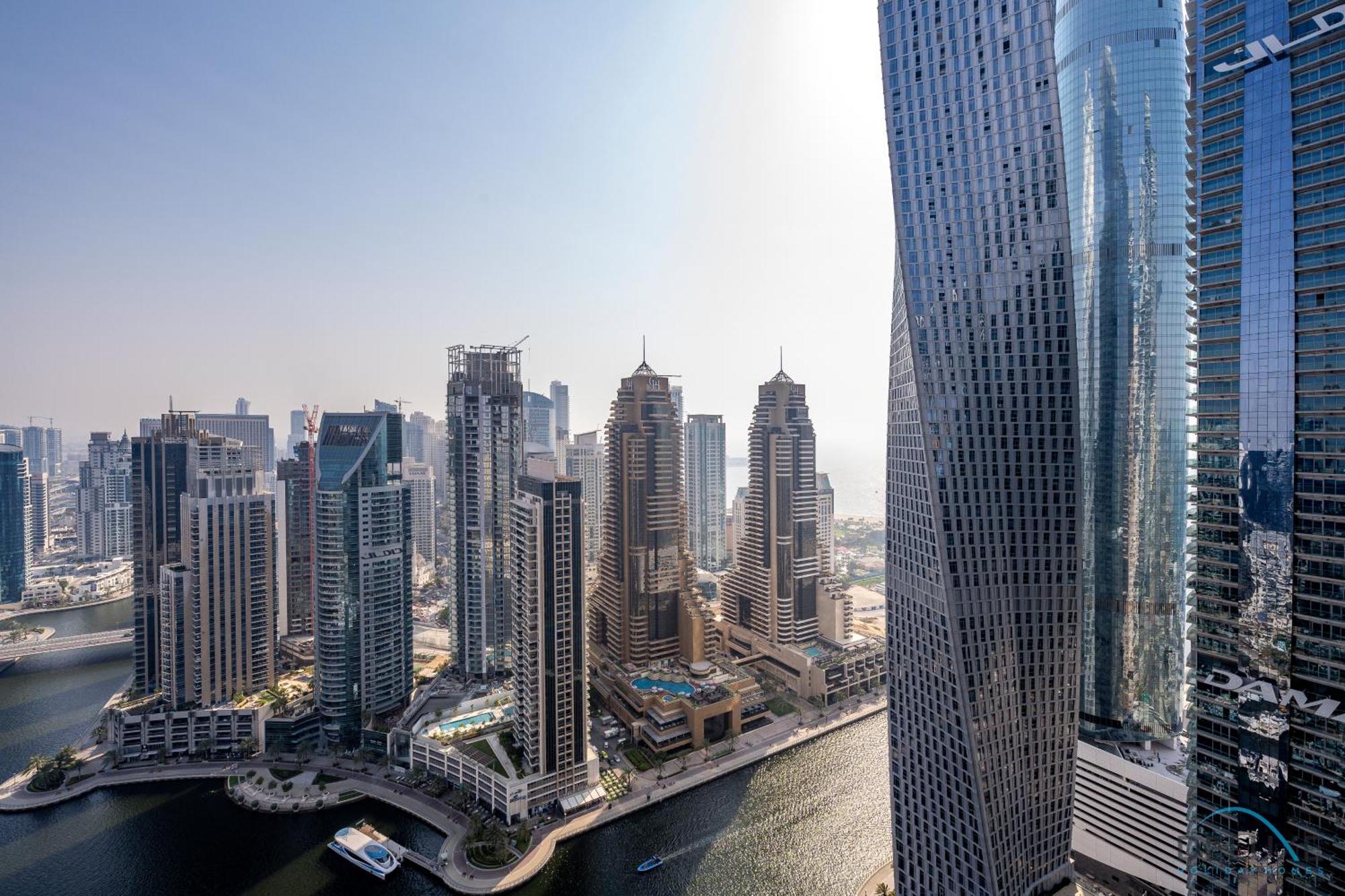 Chic 1br In The At Marina Gate 2, Marina By Deluxe Homes Appartement