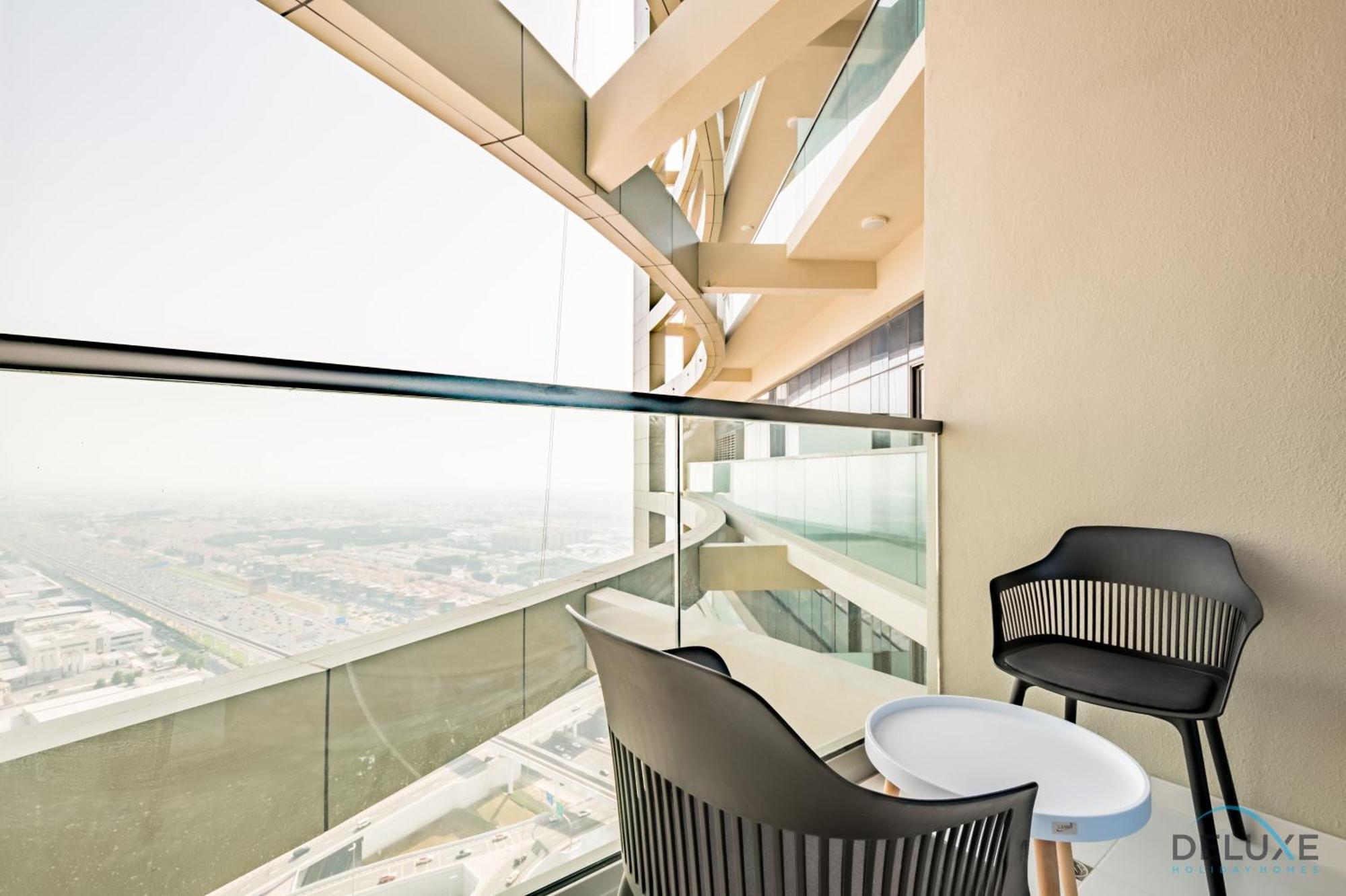 Views! Promo On Delightful 2br In Aykon By Deluxe Homes Appartement