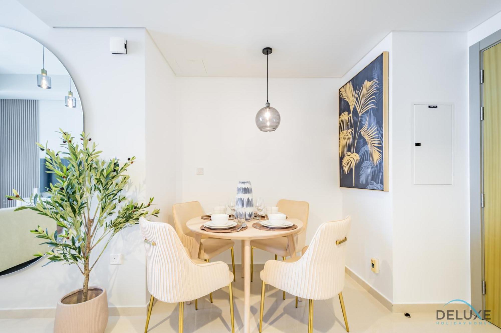 Views! Promo On Delightful 2br In Aykon By Deluxe Homes