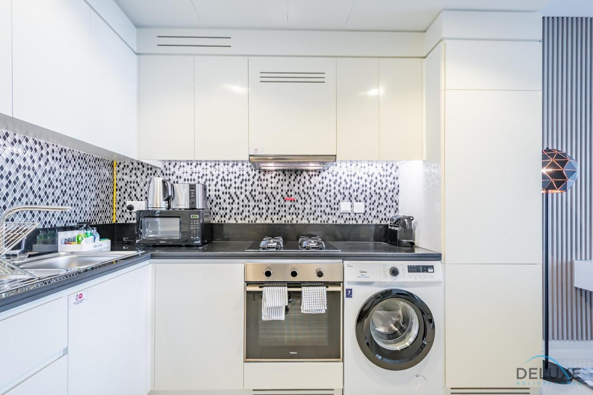 Views! Promo On Delightful 2br In Aykon By Deluxe Homes Appartement *