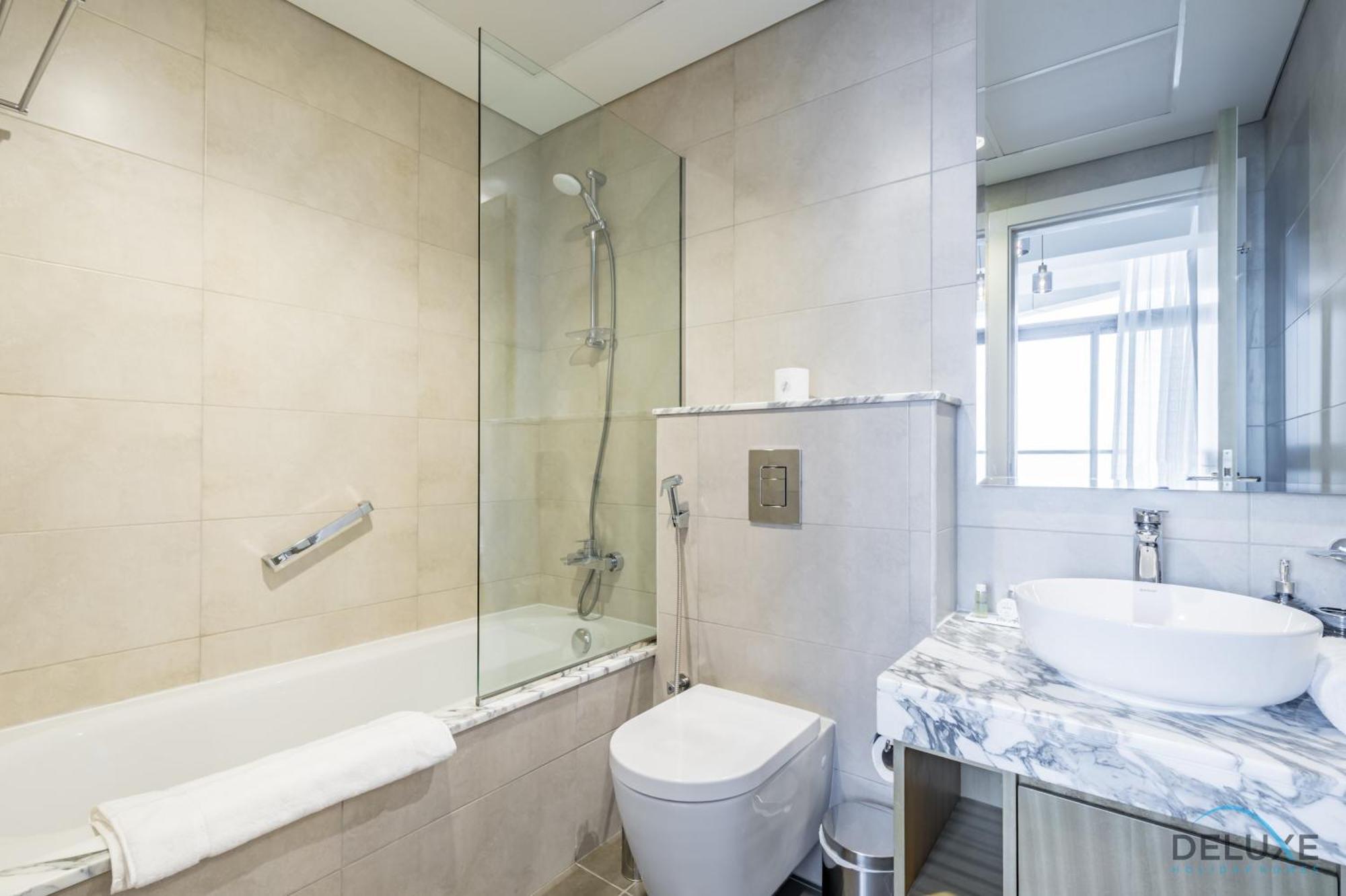 Views! Promo On Delightful 2br In Aykon By Deluxe Homes Appartement Dubaï