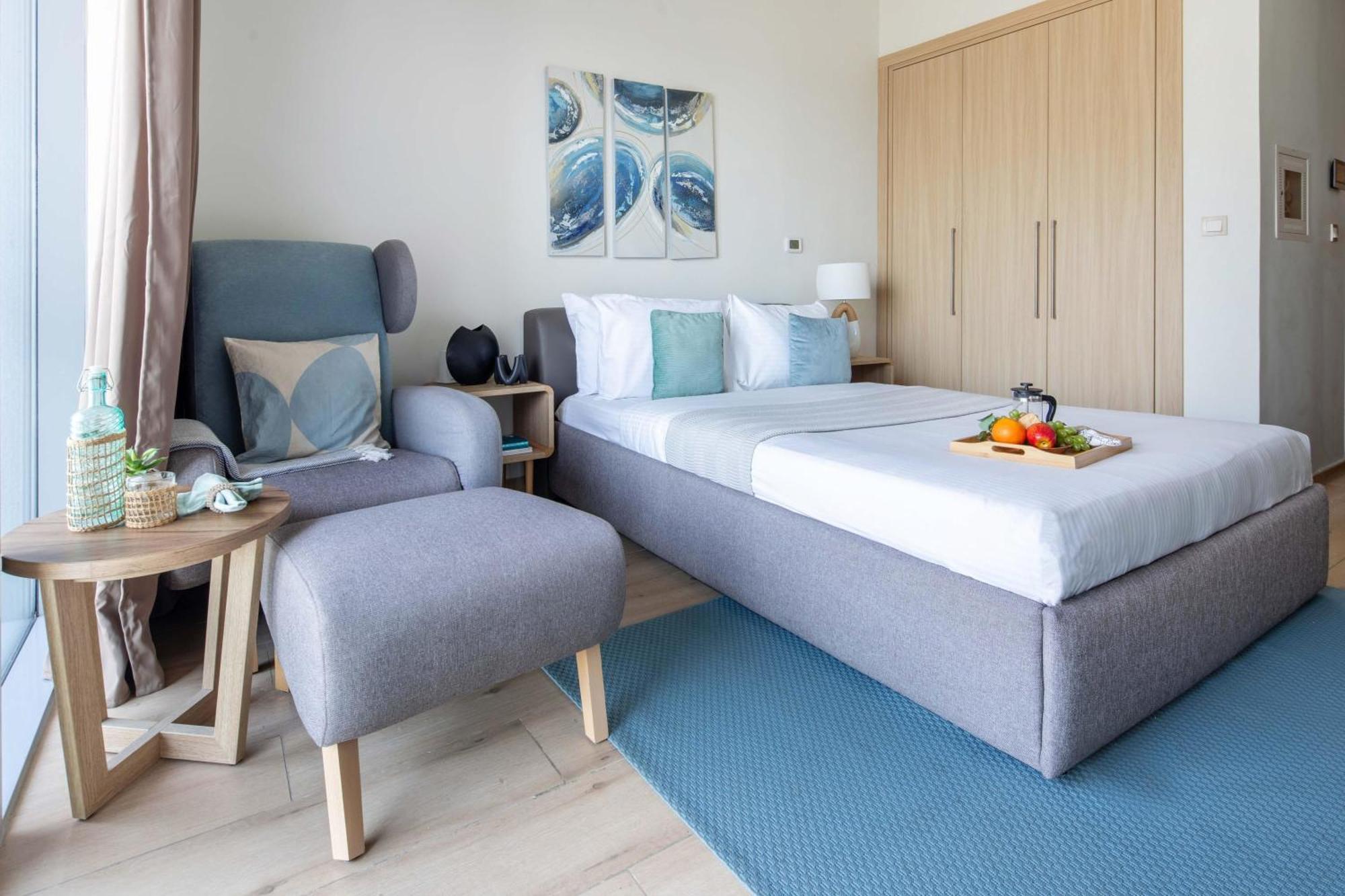 Frank Porter - Aura By Azizi Appartement Dubai