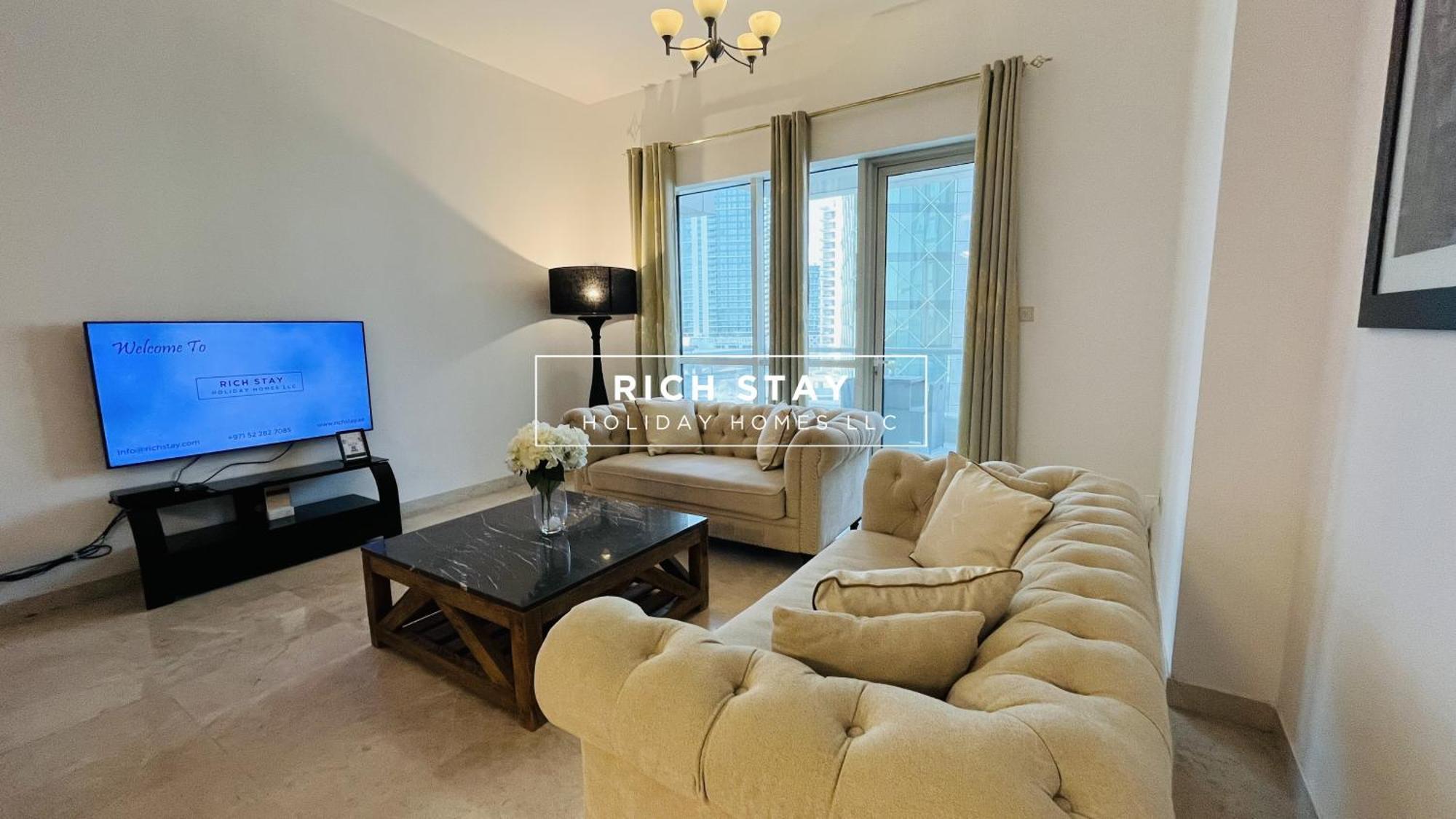 Marina Canal View 2,5 Bedrooms Dubai