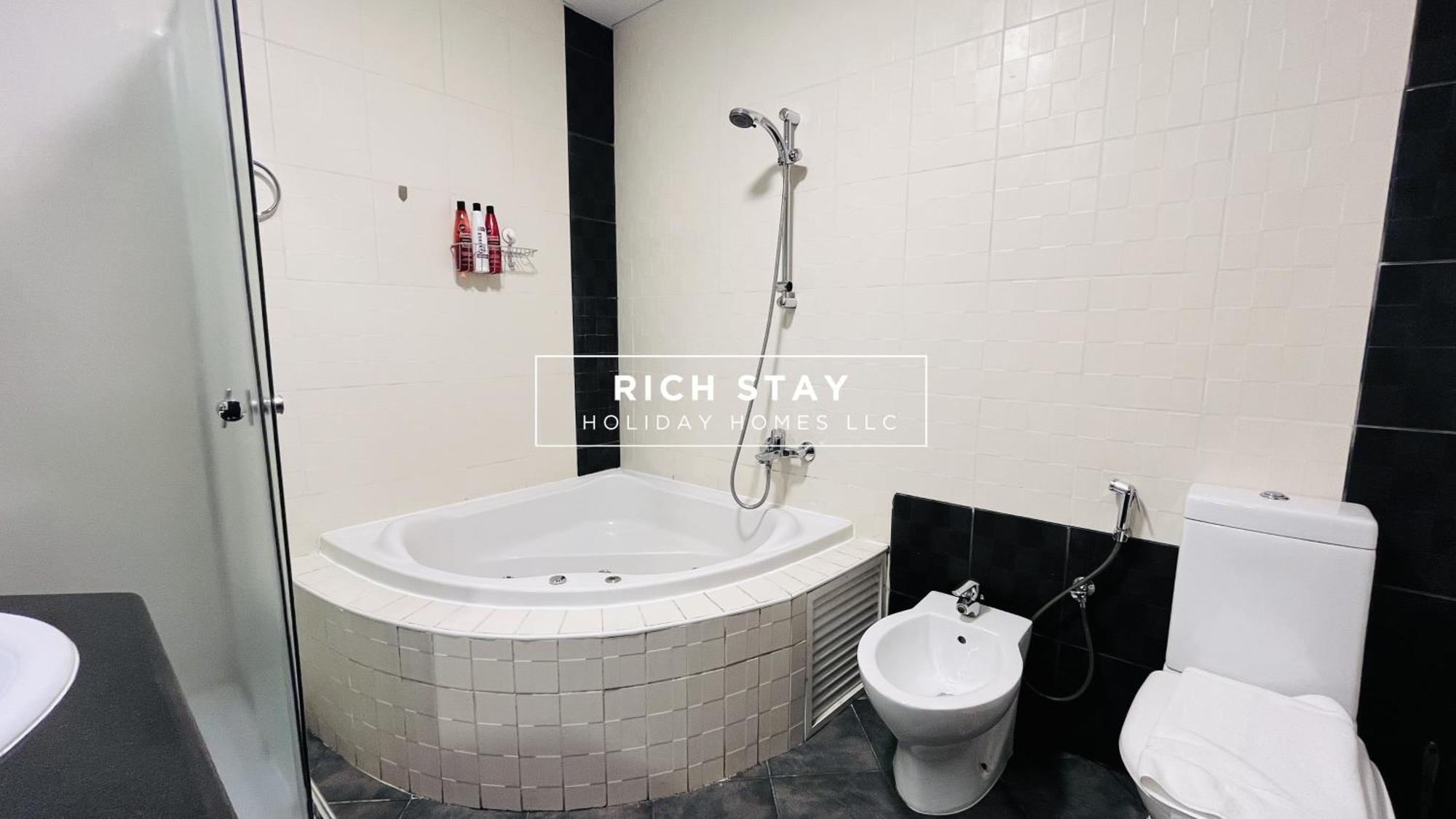 Apartemen Marina Canal View 2,5 Bedrooms Dubai