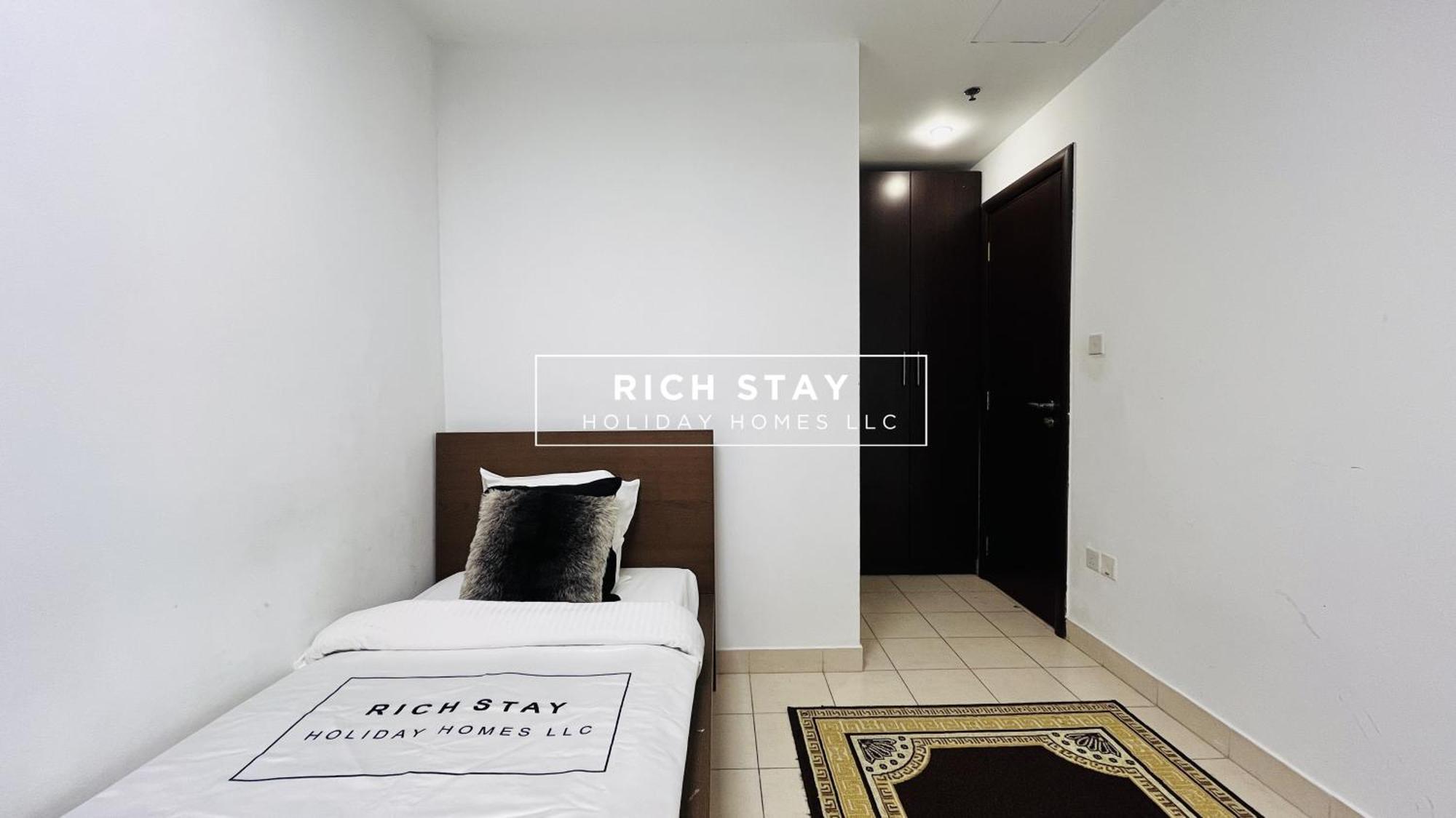 Marina Canal View 2,5 Bedrooms * Dubai