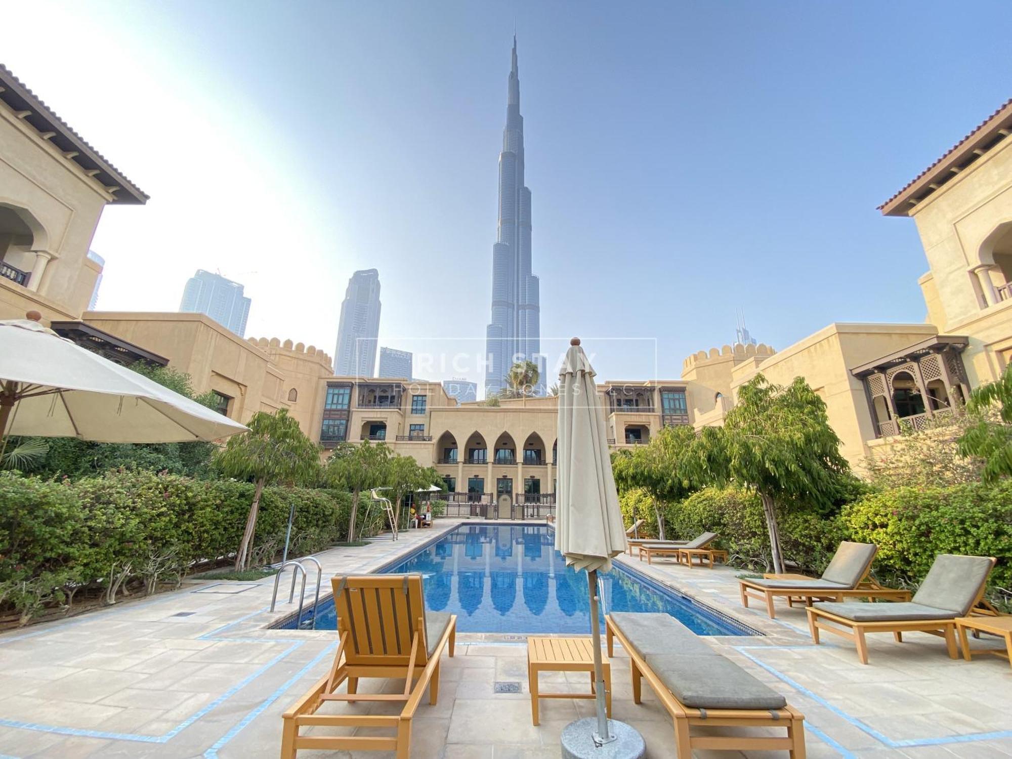 Sensational 1br In Downtown Burj Khalifa Mall View Apartemen