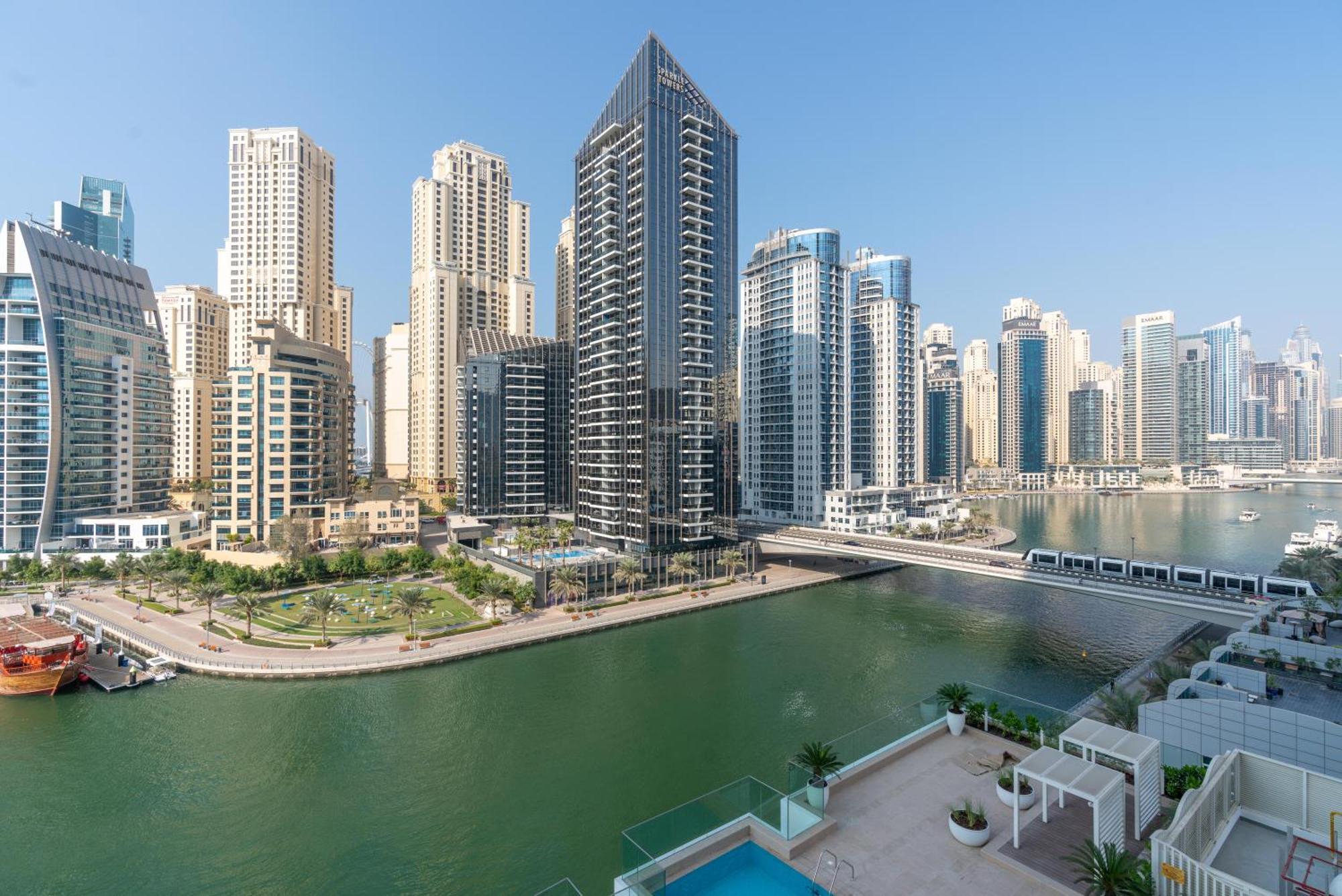 Vacay Lettings - Waterfront Luxury With Full Marina View Appartement *