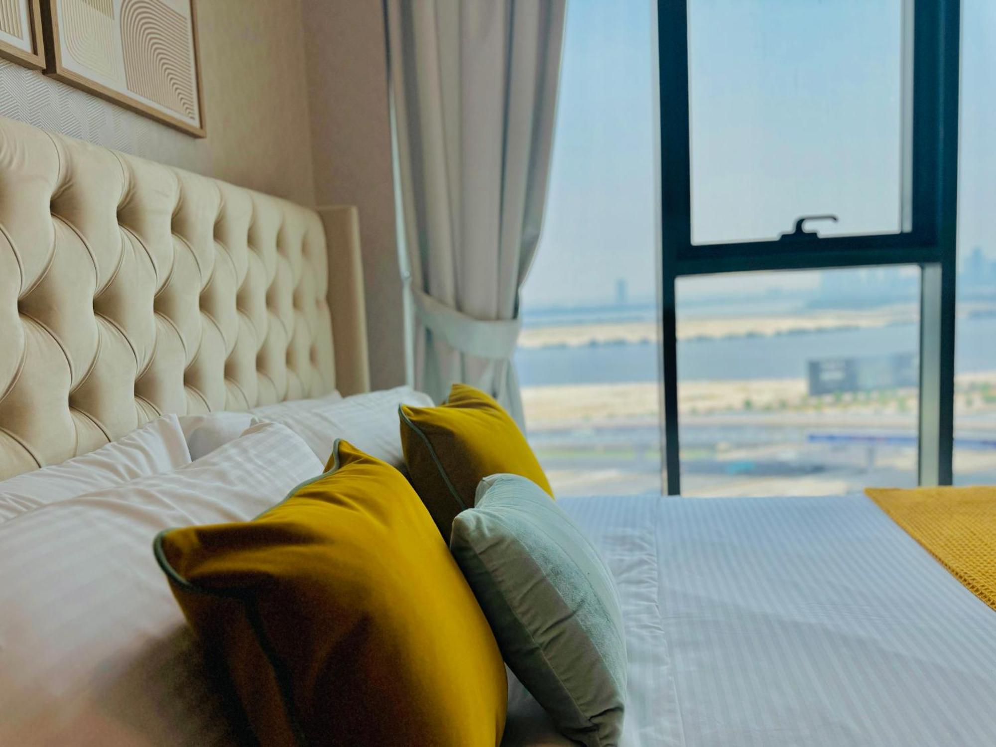 Apartemen Venduras - Skyline View Farhad Azizi Al Jaddaf