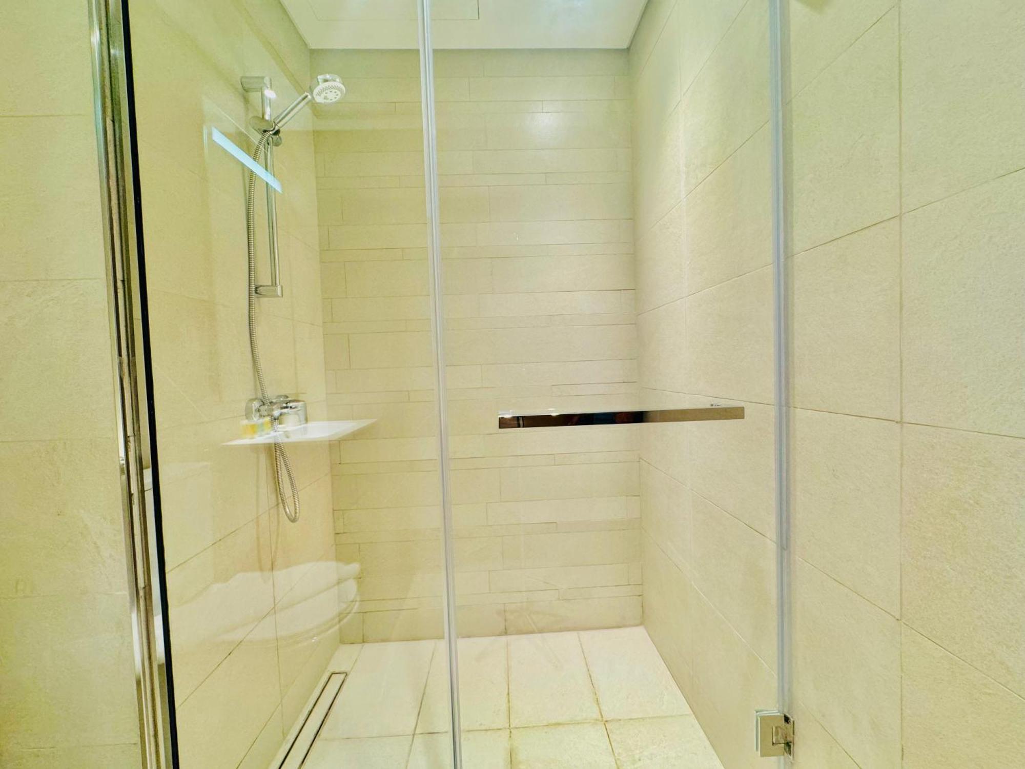 Appartement Venduras - Skyline View Farhad Azizi Al Jaddaf Dubai