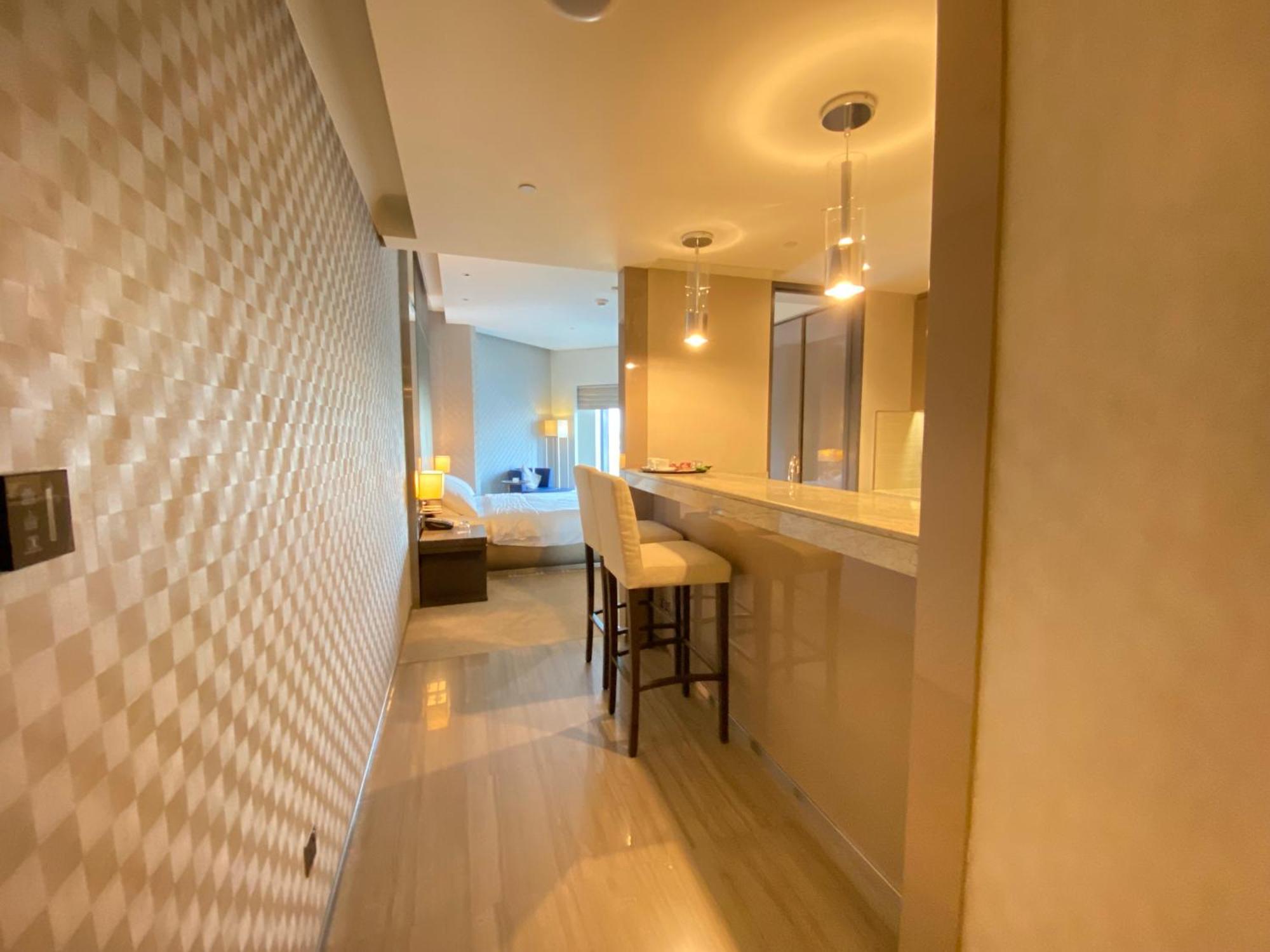 Apartamento Svizona Designer Spacious Studio, Hyatt Regency Creek Heights Residences