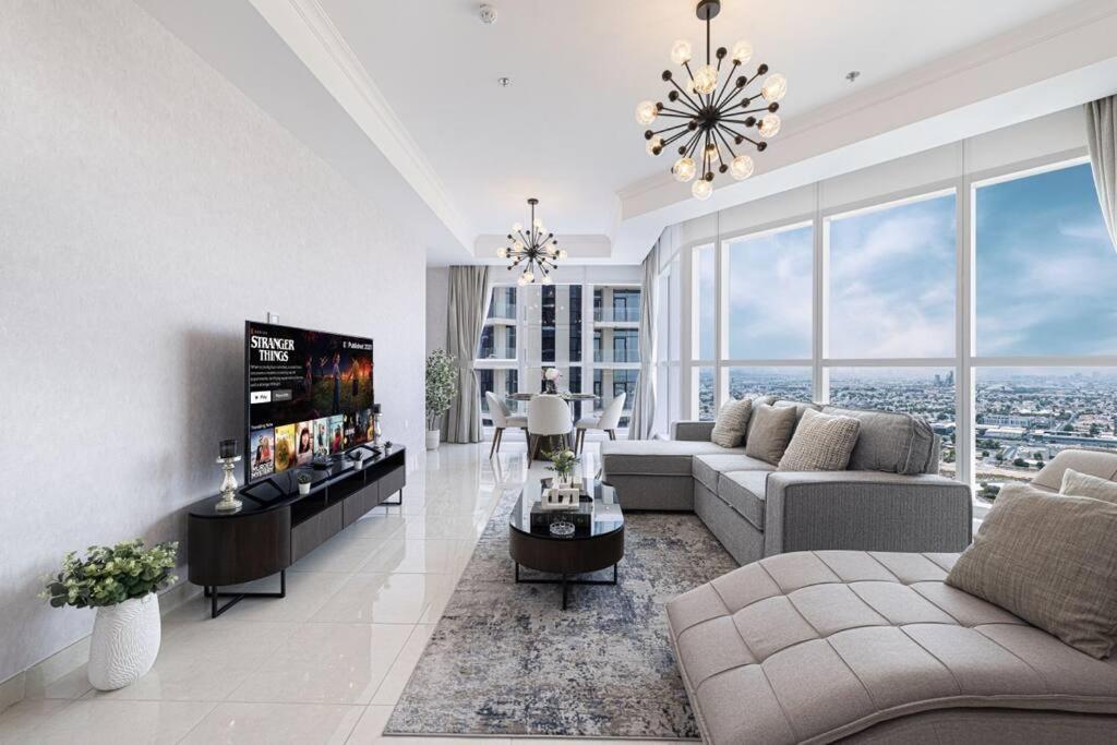 Luxury 1-br With View In Business Bay * Dubaï