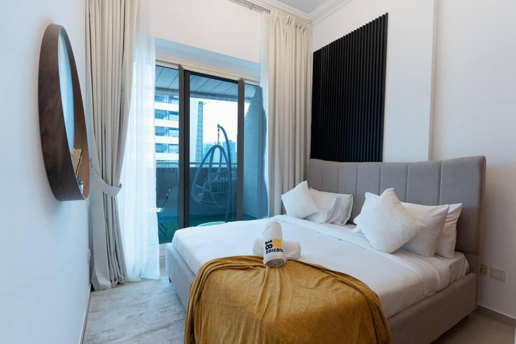 Unit In Marina *