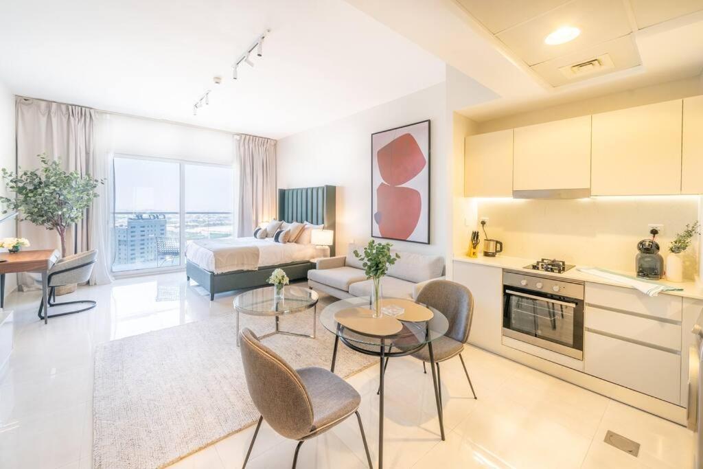 Stunning High Floor In Businessbay Appartement Dubaï