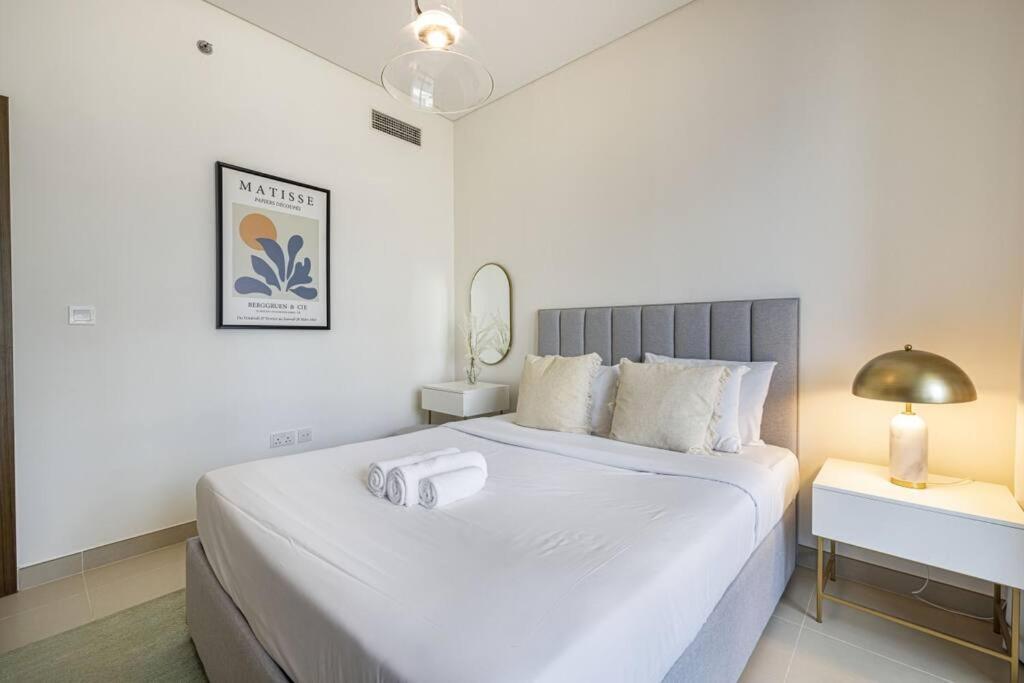 Water Front - Beautiful 1br On Marina Appartement *