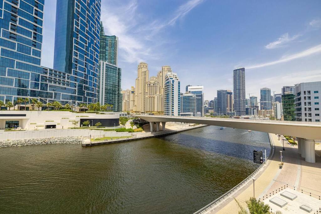 Water Front - Beautiful 1br On Marina Appartement *
