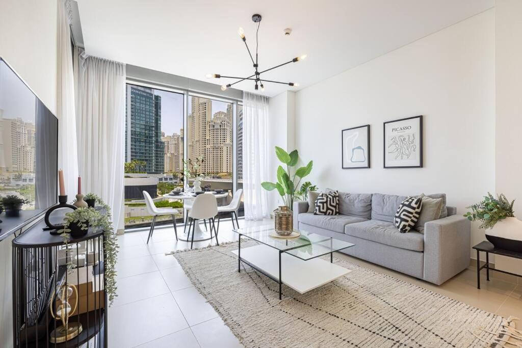 Appartement Water Front - Beautiful 1br On Marina Dubaï