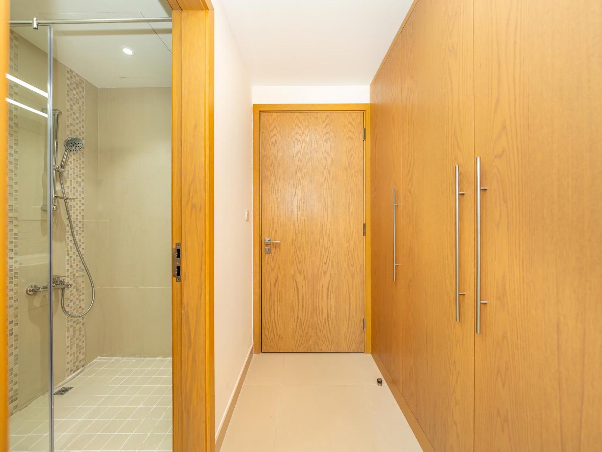 Luxury 2br With Burj View, Very Close To Mall Сasa de vacaciones Dubái