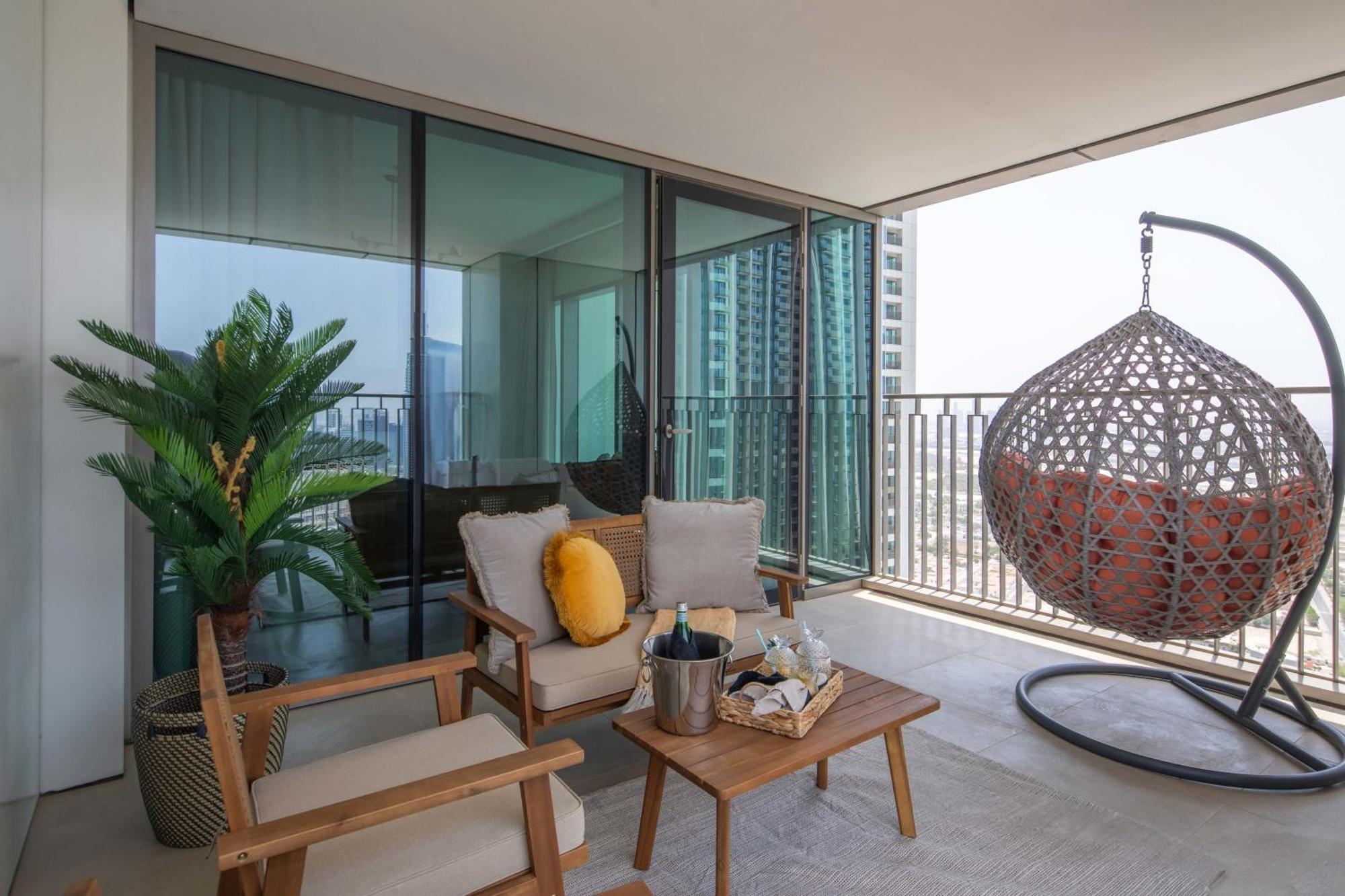 Frank Porter - Downtown Views Ii Tower 1 Dubaï