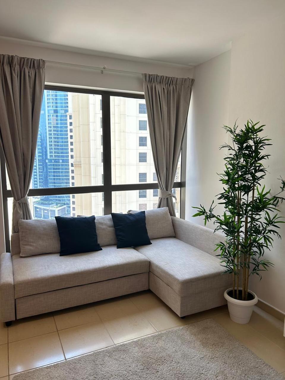 Prime Spacious With Vibrant Vibes In Jbr By Sweet Homes Appartement