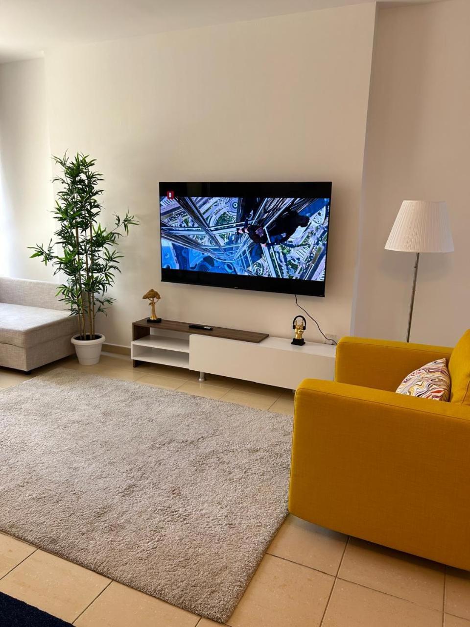 Appartement Prime Spacious With Vibrant Vibes In Jbr By Sweet Homes