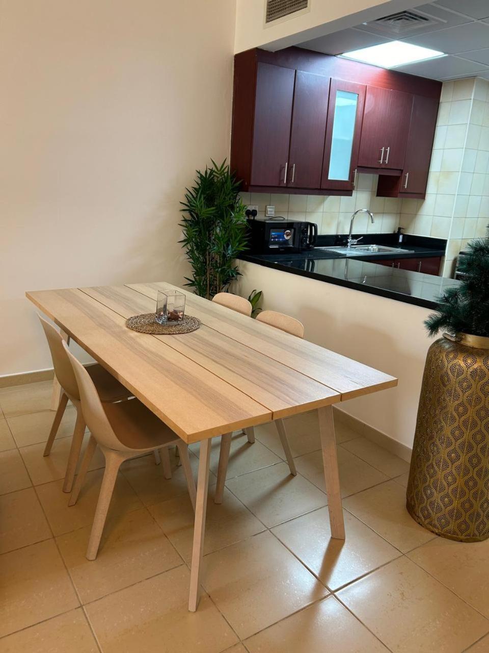 Prime Spacious With Vibrant Vibes In Jbr By Sweet Homes * Dubaï