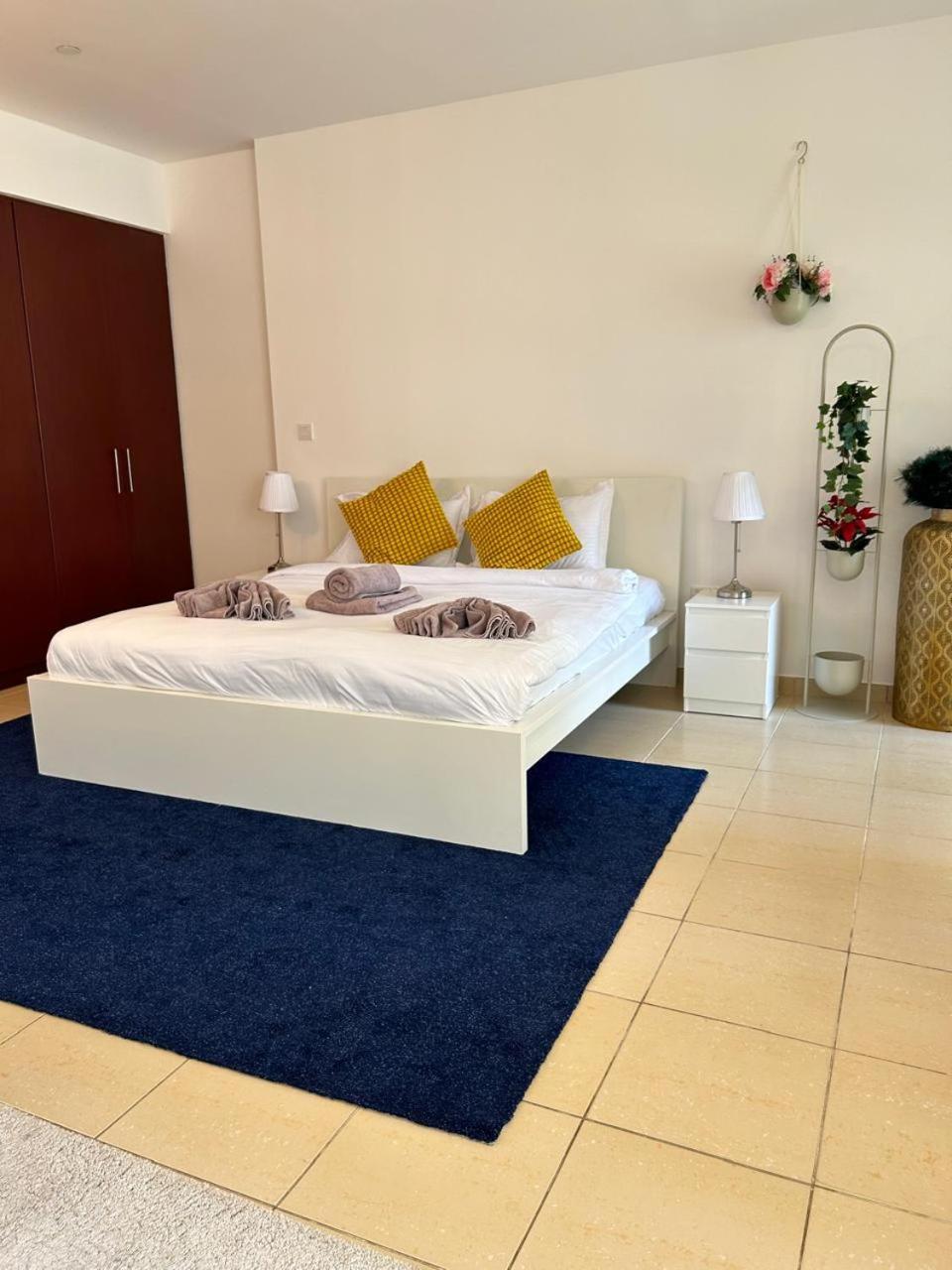 Prime Spacious With Vibrant Vibes In Jbr By Sweet Homes * Dubaï