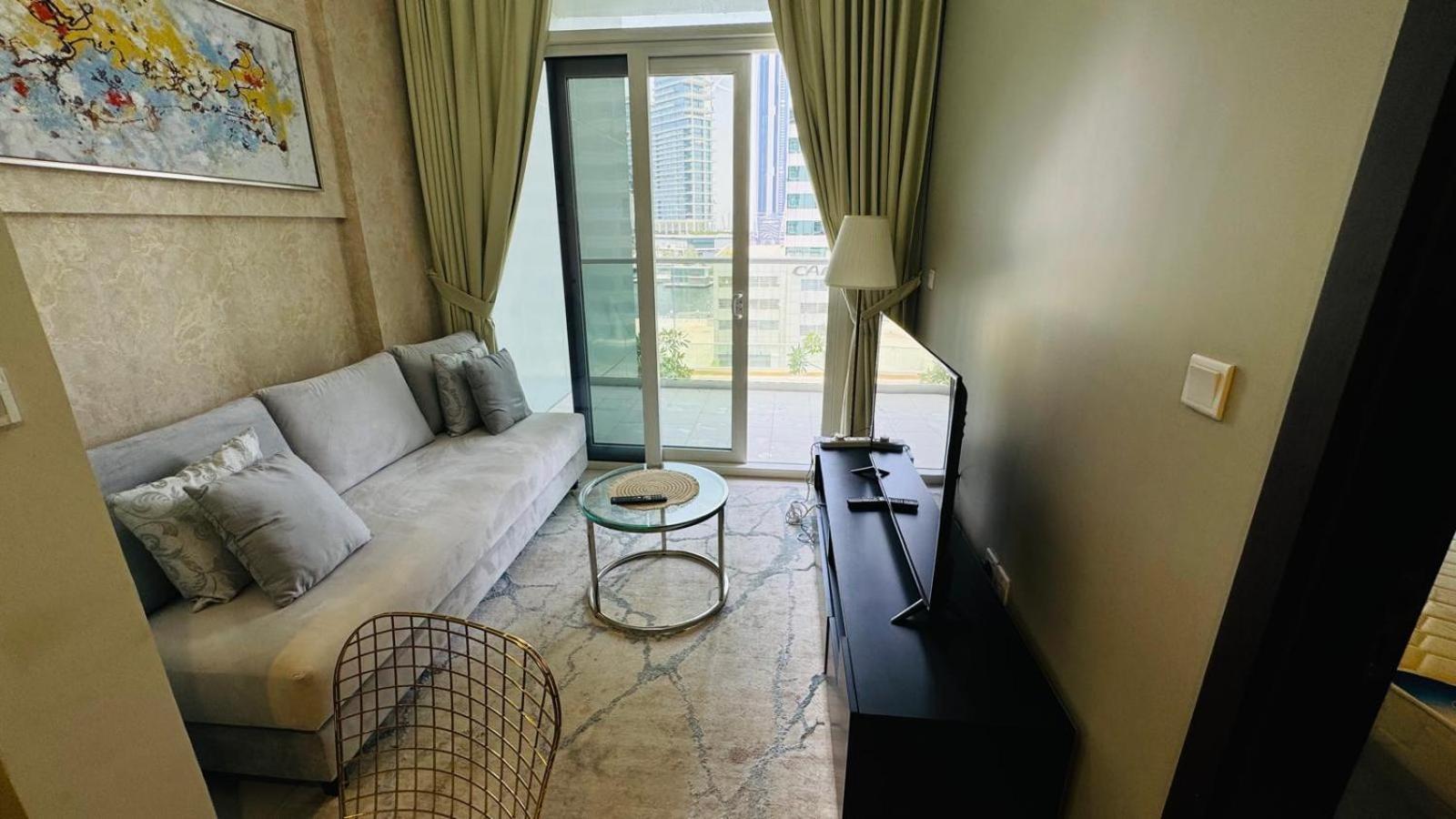 Beautiful In Damac Reva With Balcony In A Vibrant Area Of Central Downtown * Dubái