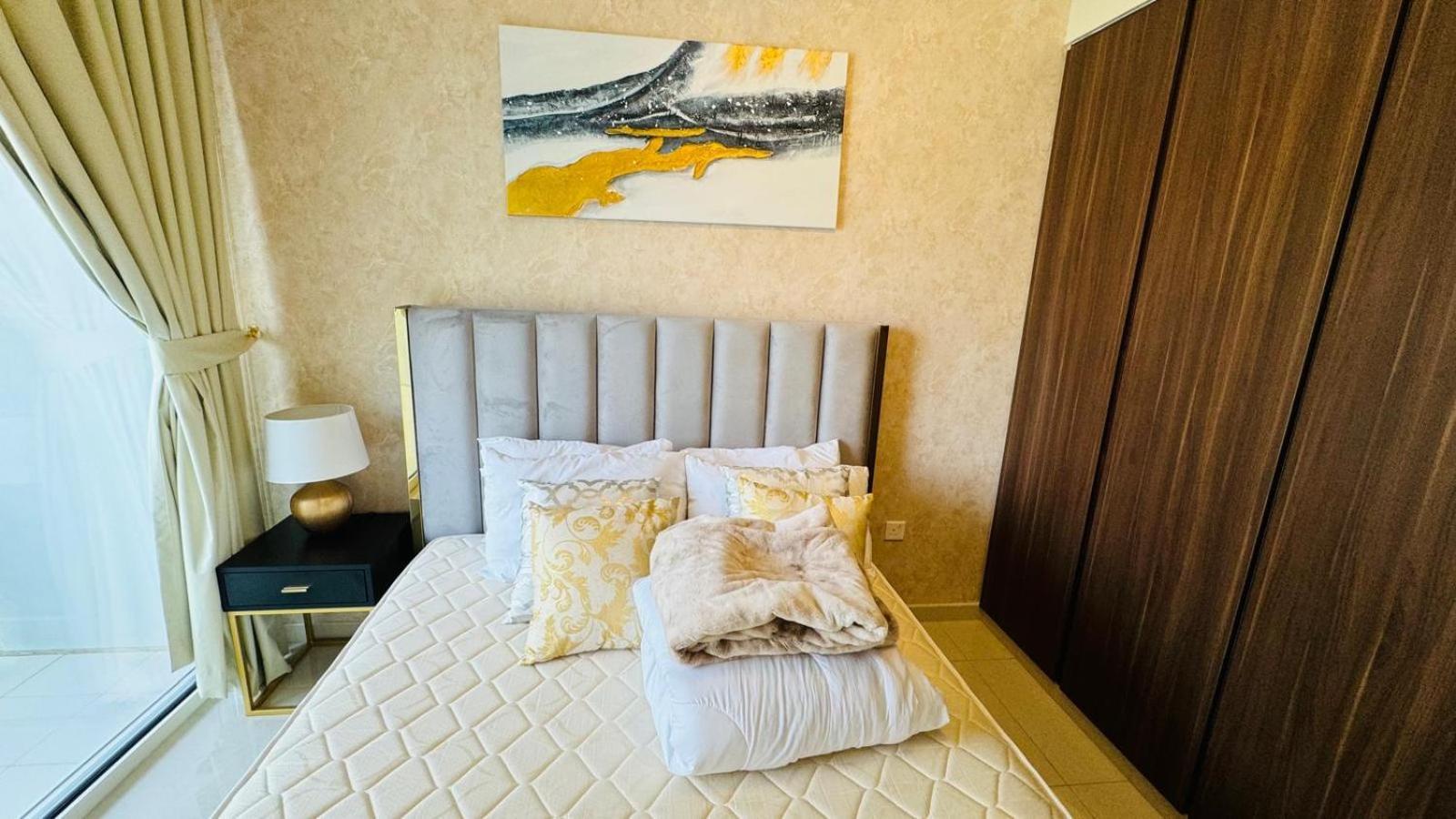 Beautiful In Damac Reva With Balcony In A Vibrant Area Of Central Downtown * Dubái