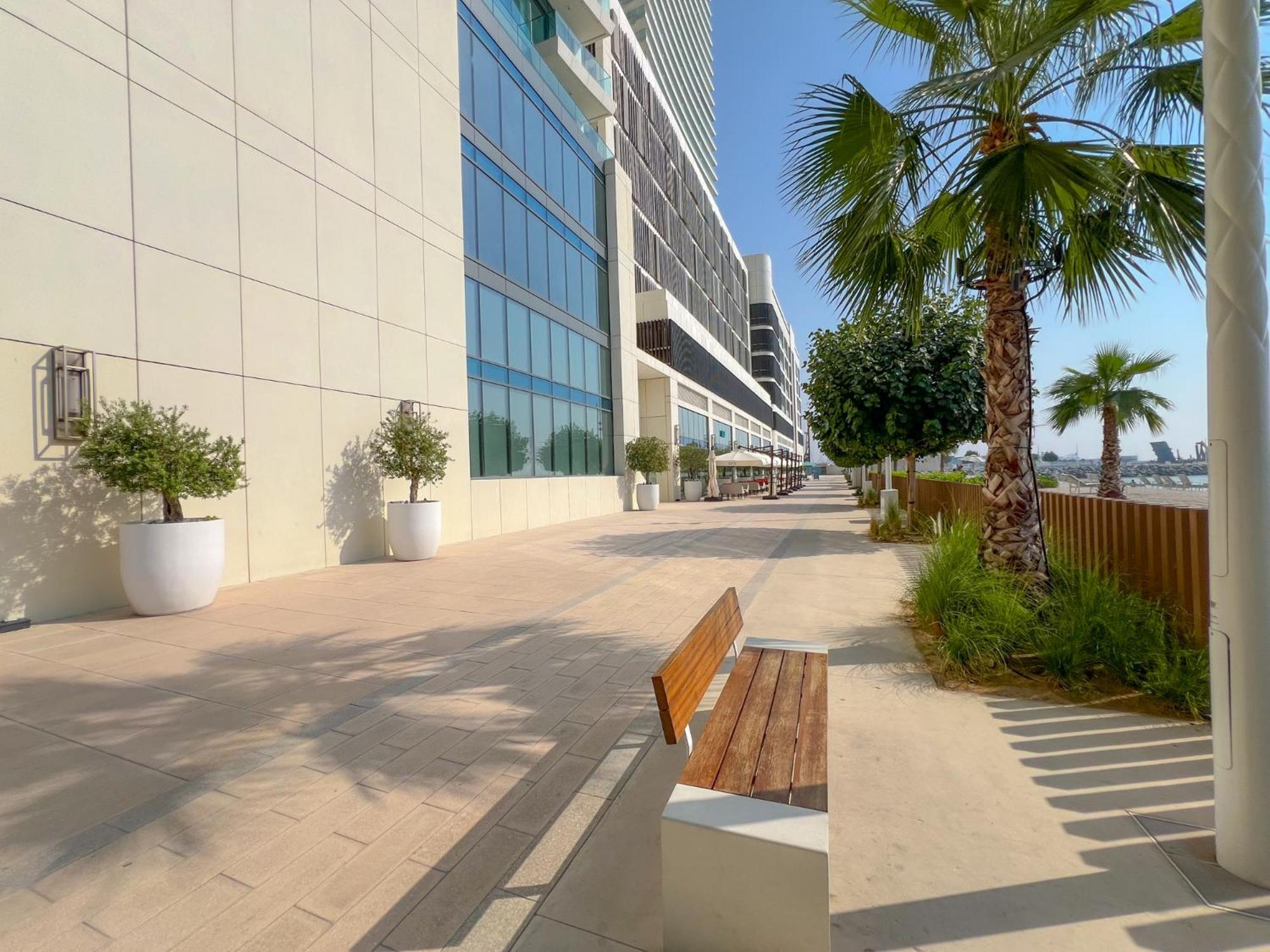 Beachfront Luxury - Stunning Views On The Palm & Marina - Private Beach Appartement *