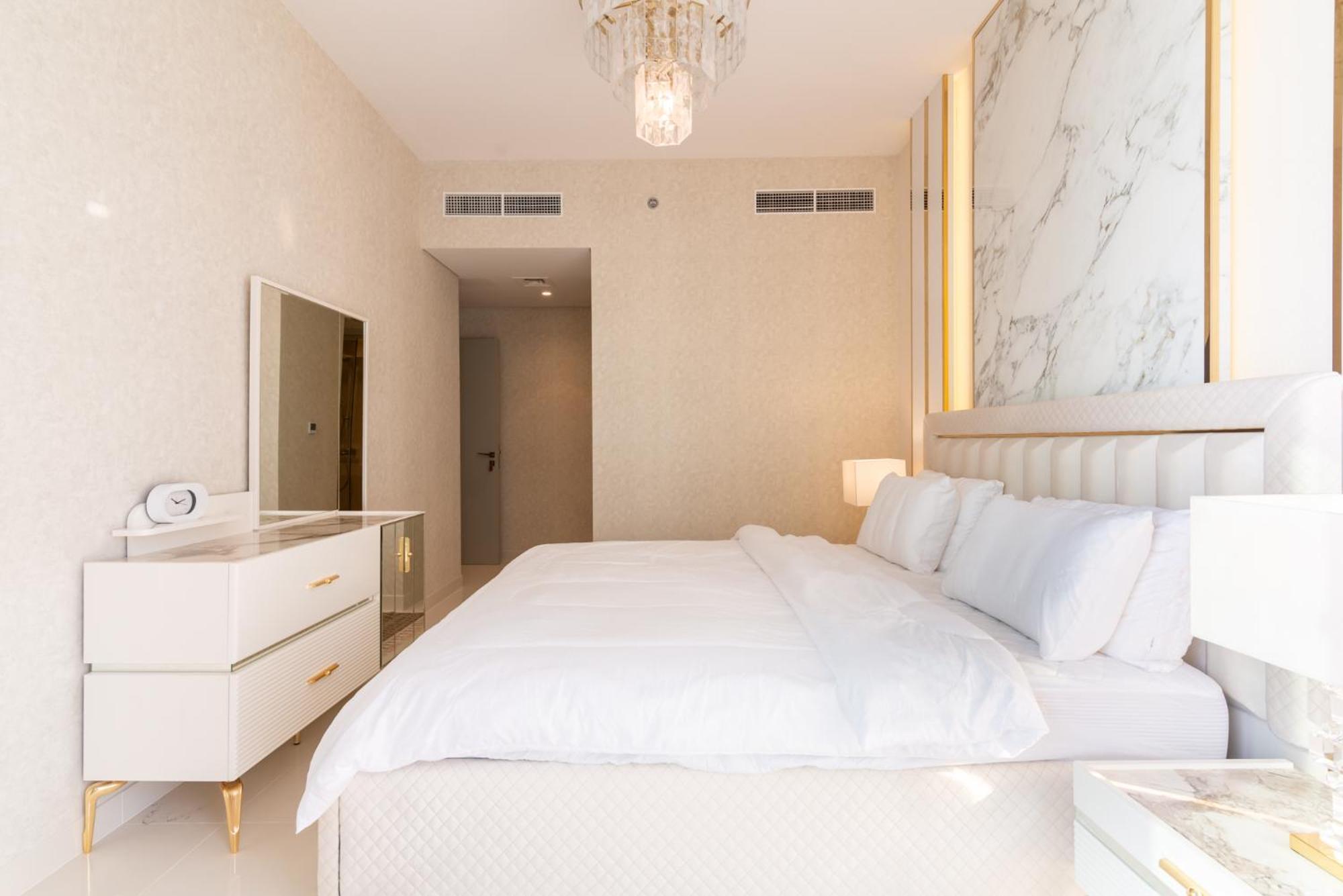 Beachfront Luxury - Stunning Views On The Palm & Marina - Private Beach Dubaï