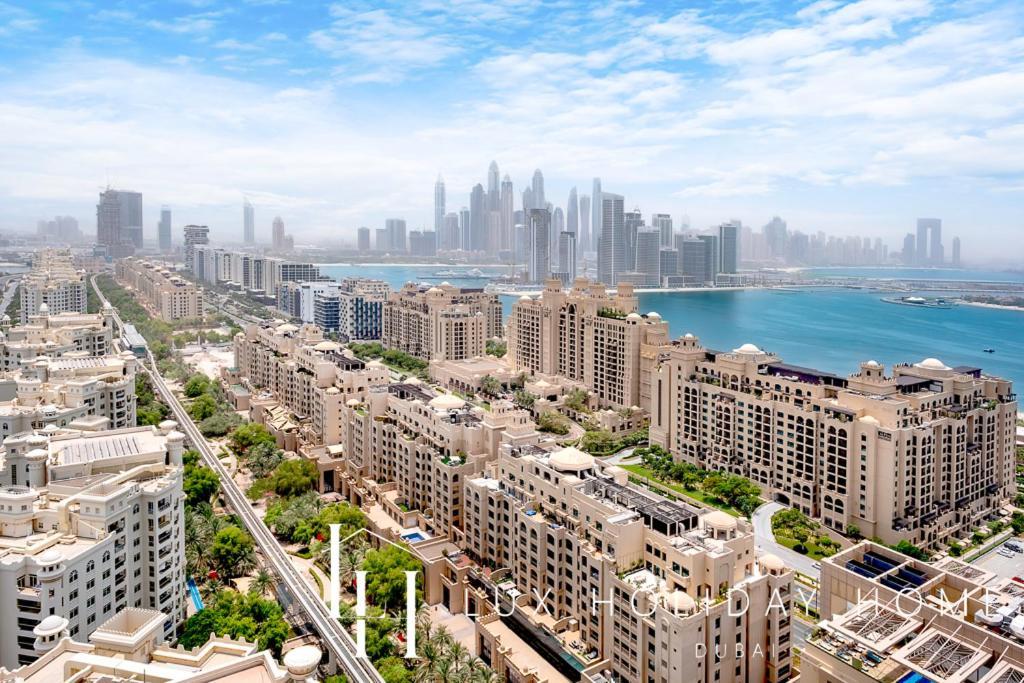 Lux Iconic Views At The Palm Tower 2