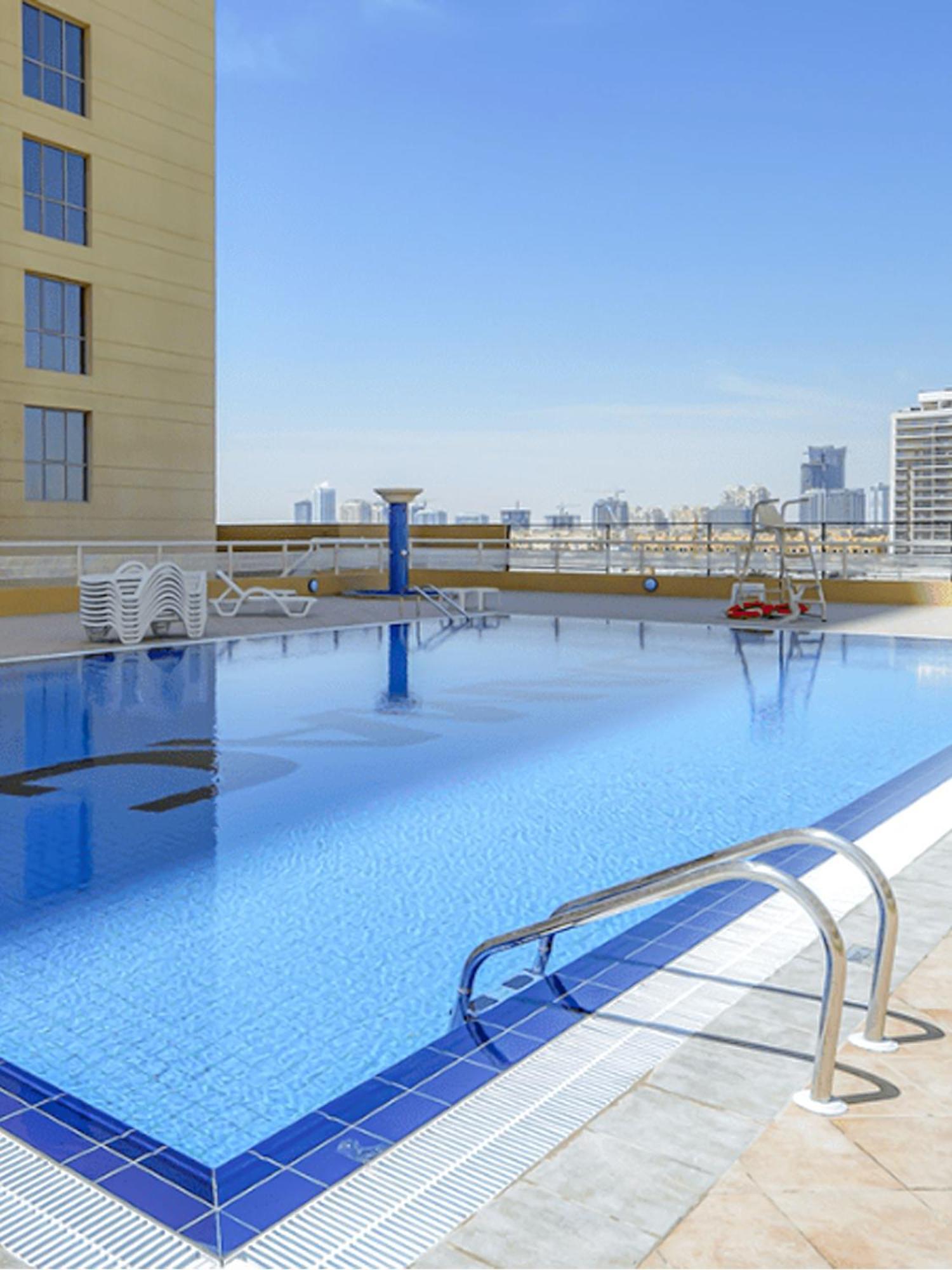 Luxury Studio With Lakeview - Impz - Production City * Dubaï
