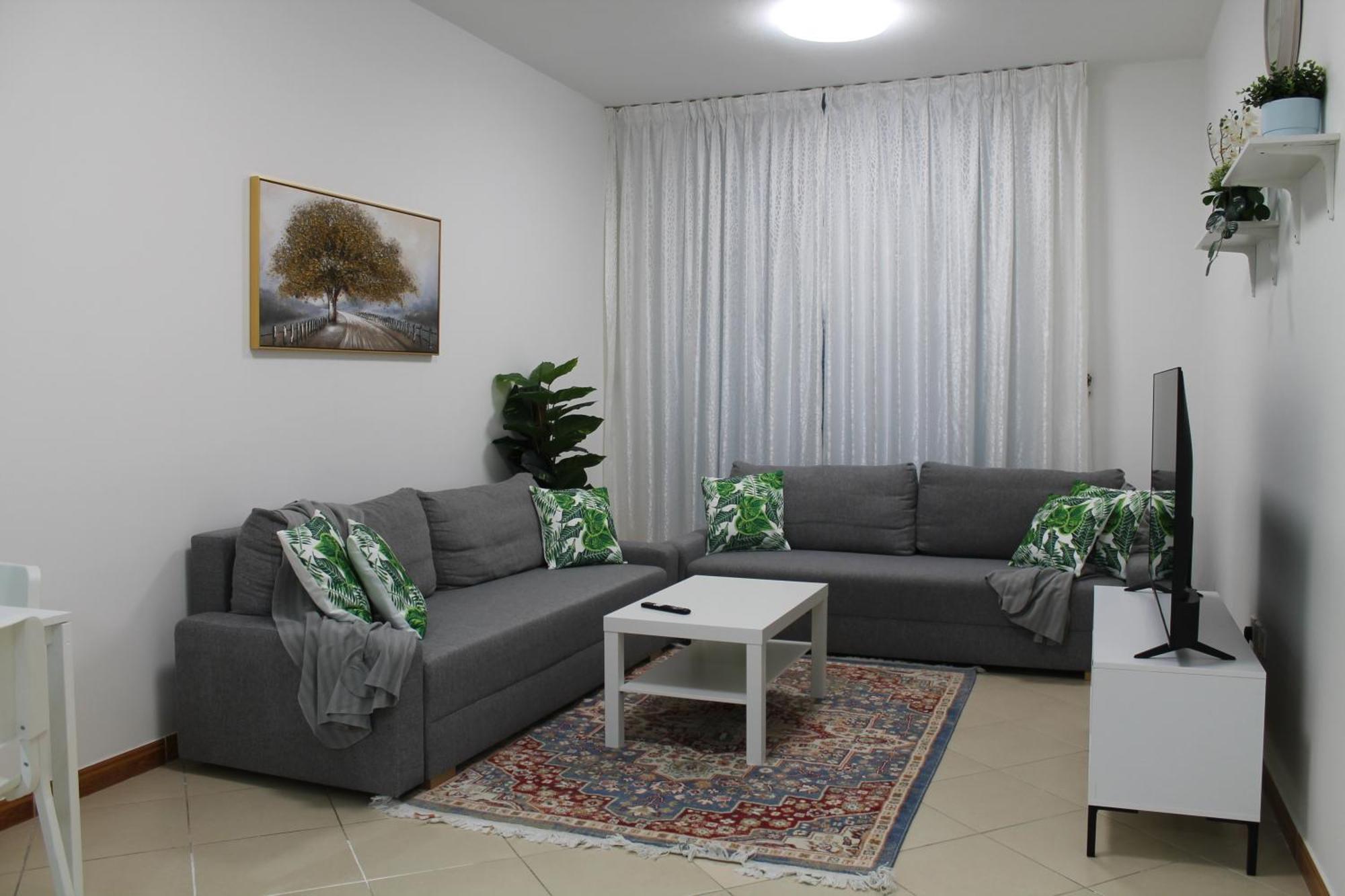Apartamento Bright And Beautiful One Bedroom Close To Metro And Dubai