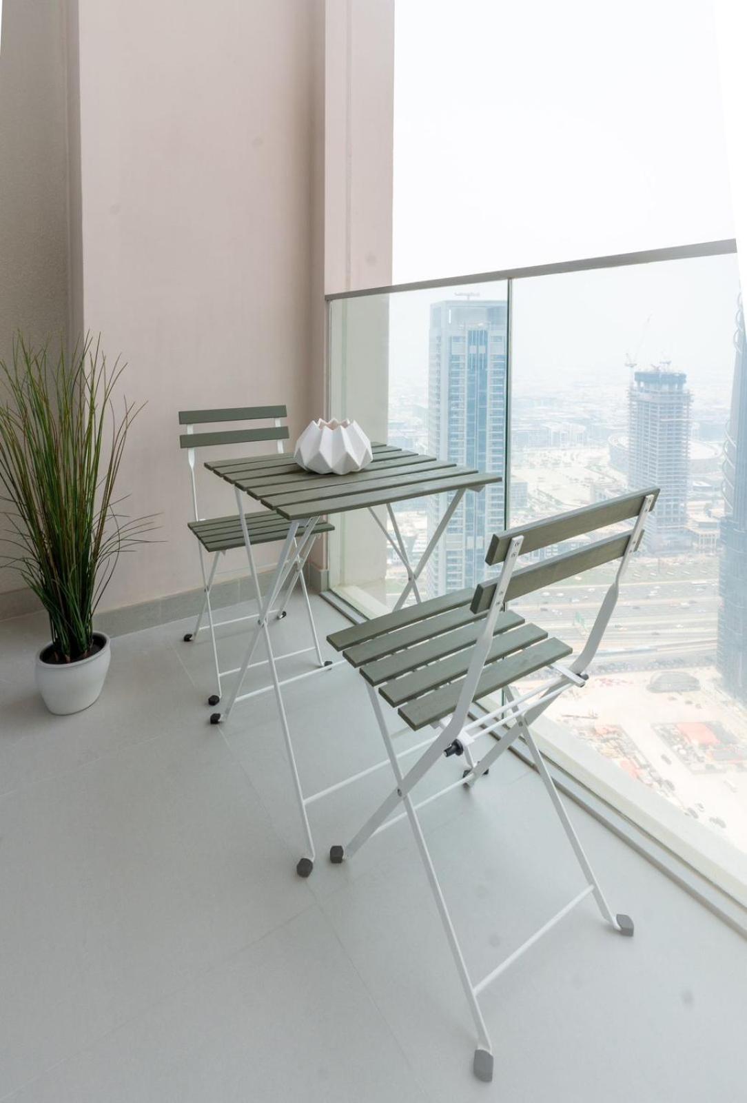 Luxury Escapes - Stylish 2br With View In Downtown Apartamento Dubai