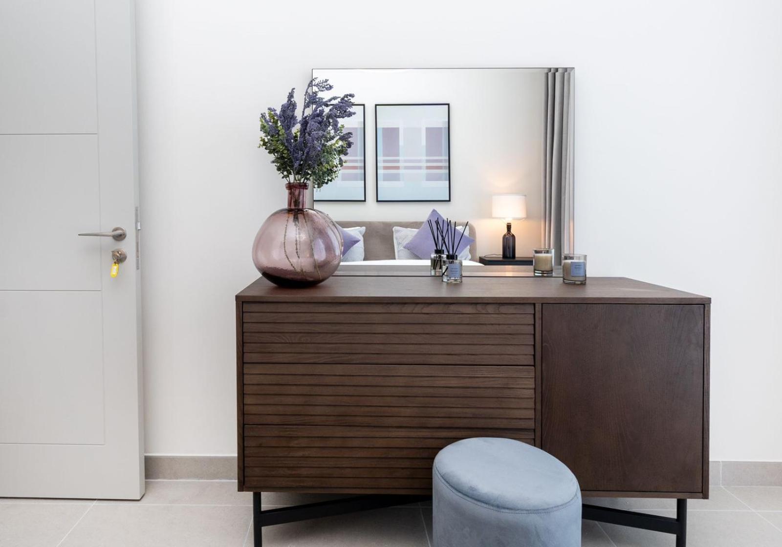 Luxury Escapes - Stylish 2br With View In Downtown Apartamento Dubai