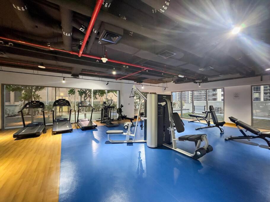 First Class 2br Modern Oasis Apartment Dubai