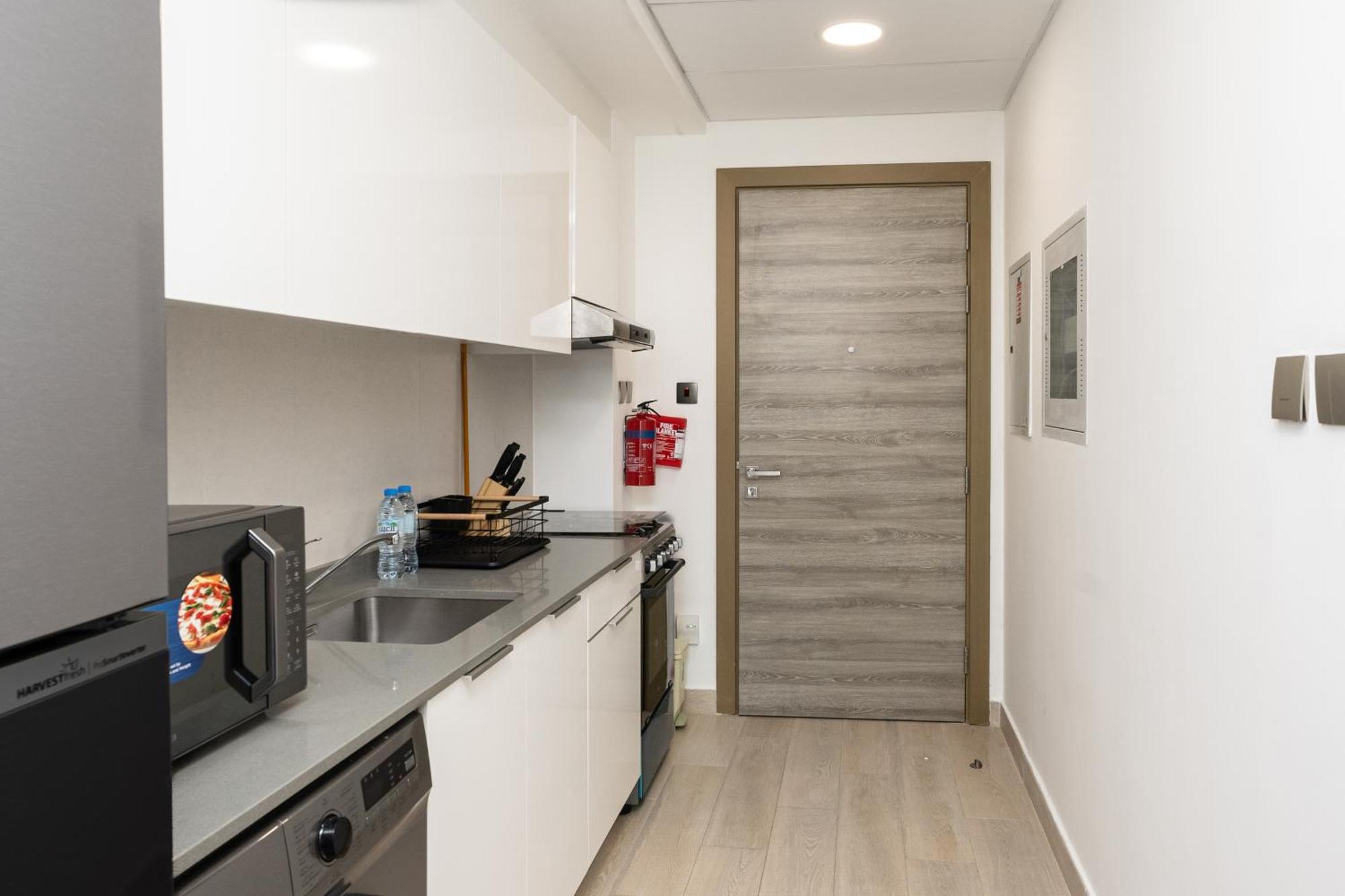 Escape24 Modern Bloom Tower Jumeirah Village Circle Jvc Apartamento *